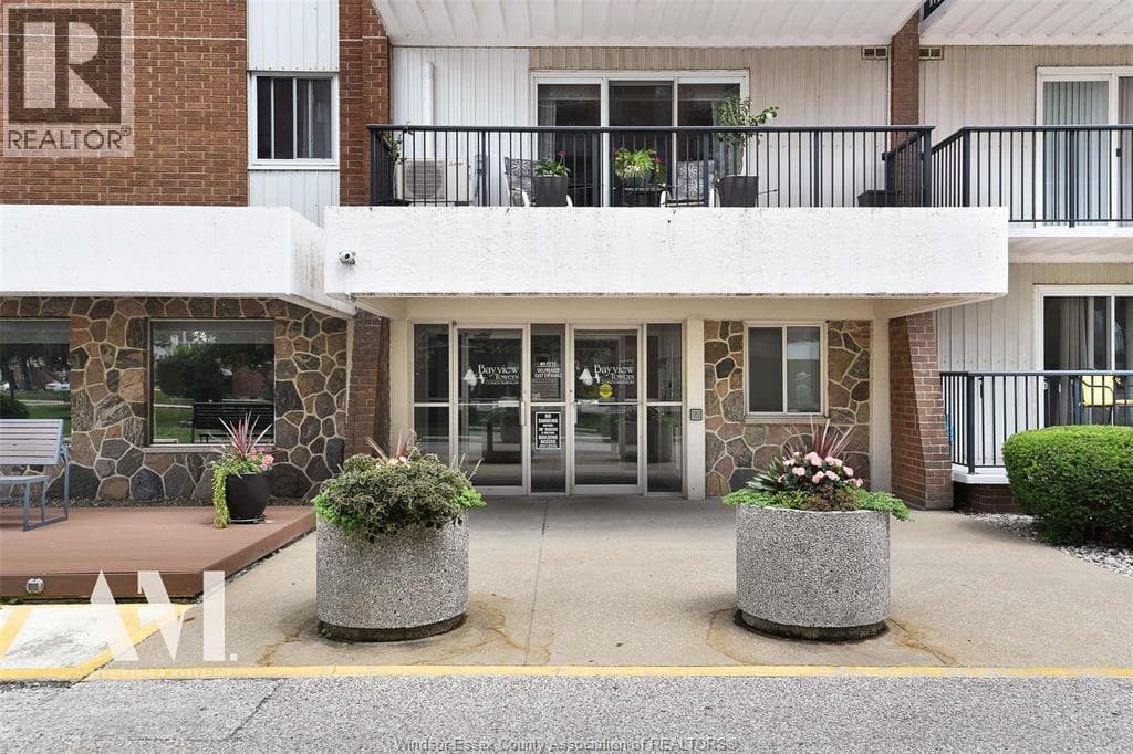 8591 RIVERSIDE DRIVE East Unit# 308, Windsor — photo 2