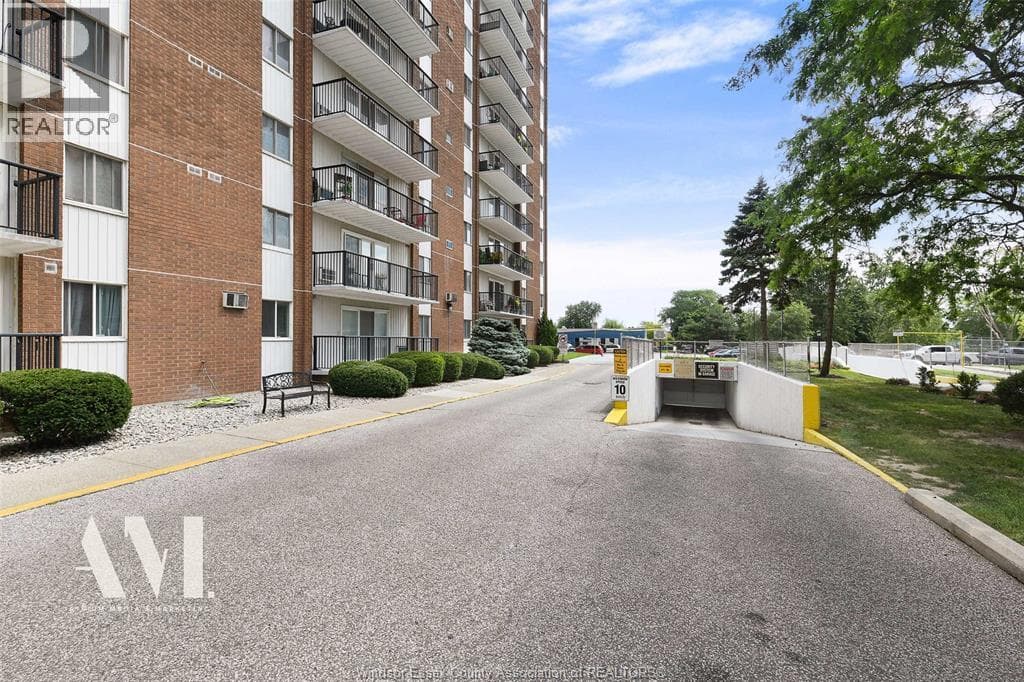 8591 RIVERSIDE DRIVE East Unit# 308, Windsor — photo 3