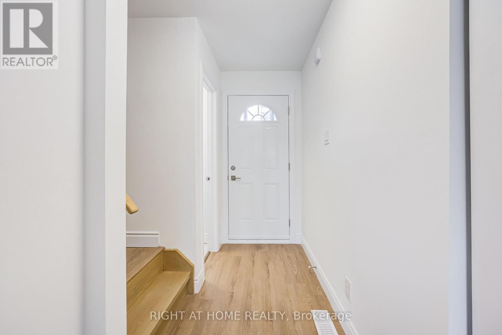 6 - 2687 BROMSGROVE ROAD, Toronto — photo 5