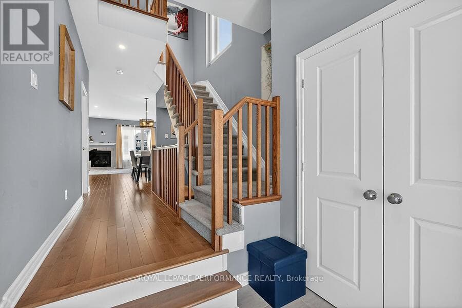 790 CAIRN CRESCENT, Ottawa — photo 4