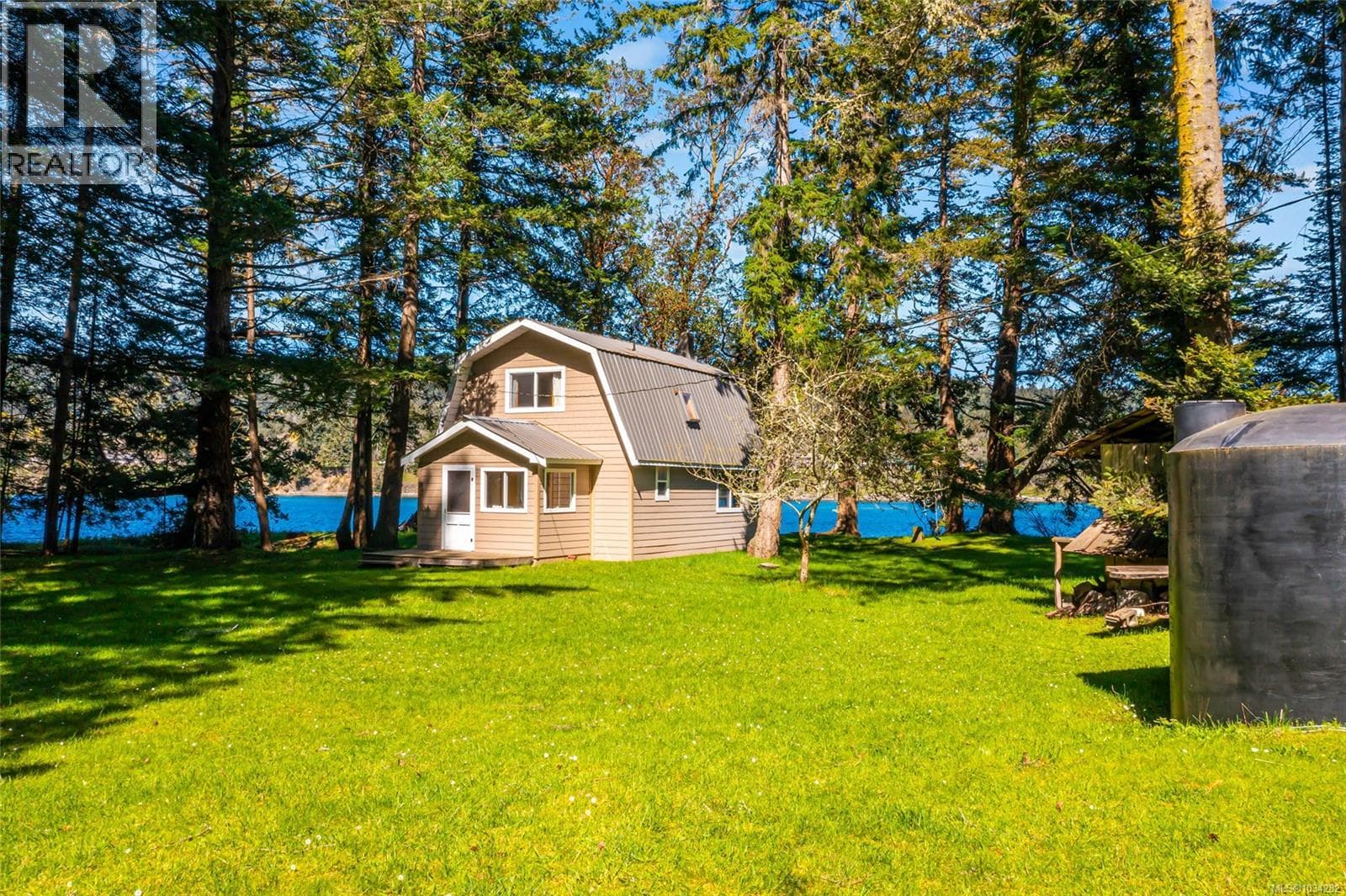 970 SEA FERN LANE, Vancouver Island — photo 4