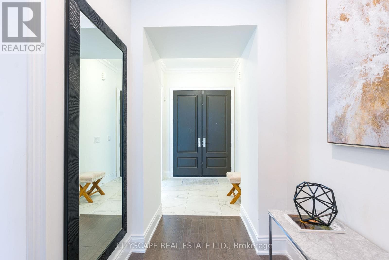 2405 IRENE CRESCENT, Toronto — photo 2