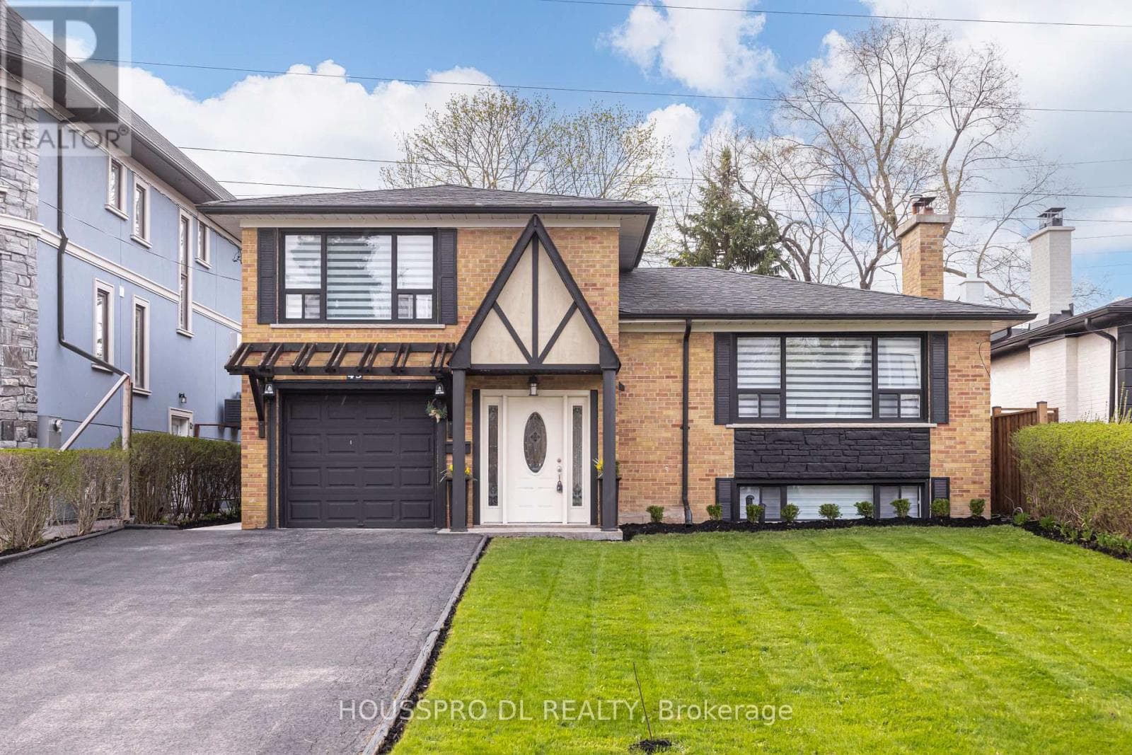 49 BOWERBANK DRIVE in Newtonbrook East