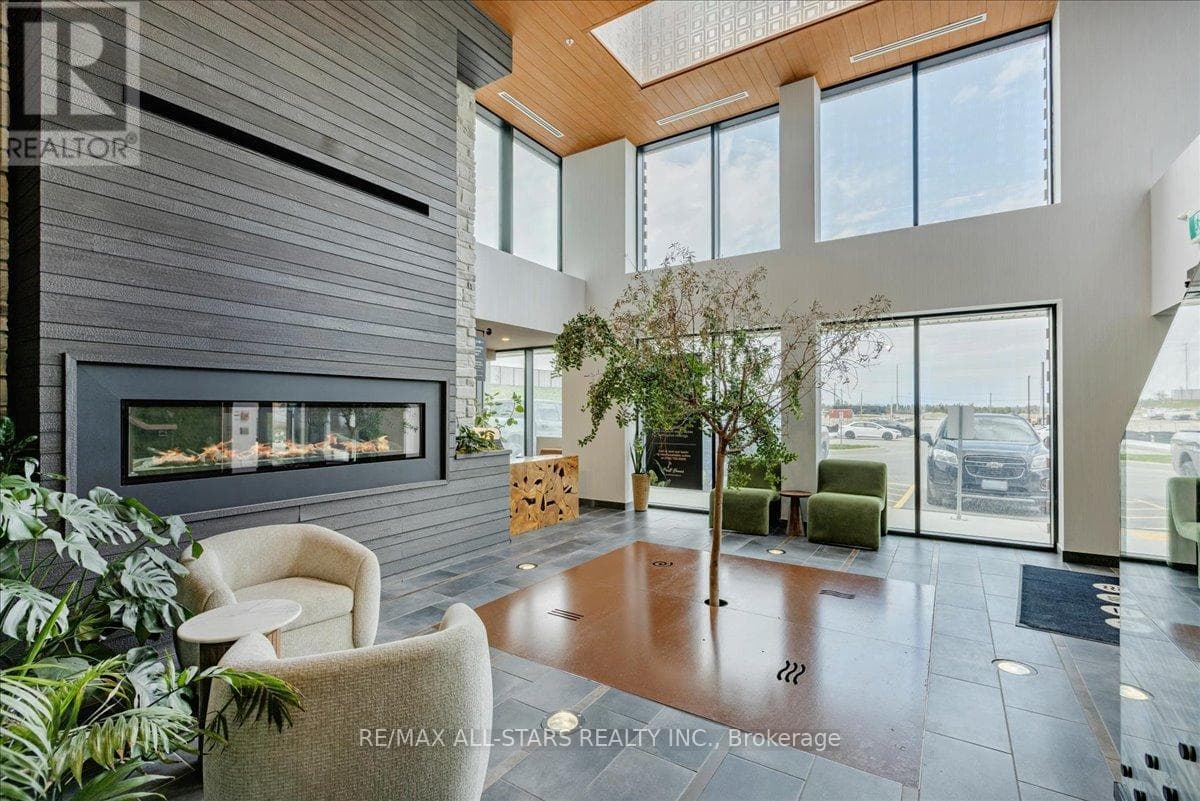 407 - 15 KNEESHAW DRIVE, Toronto — photo 3