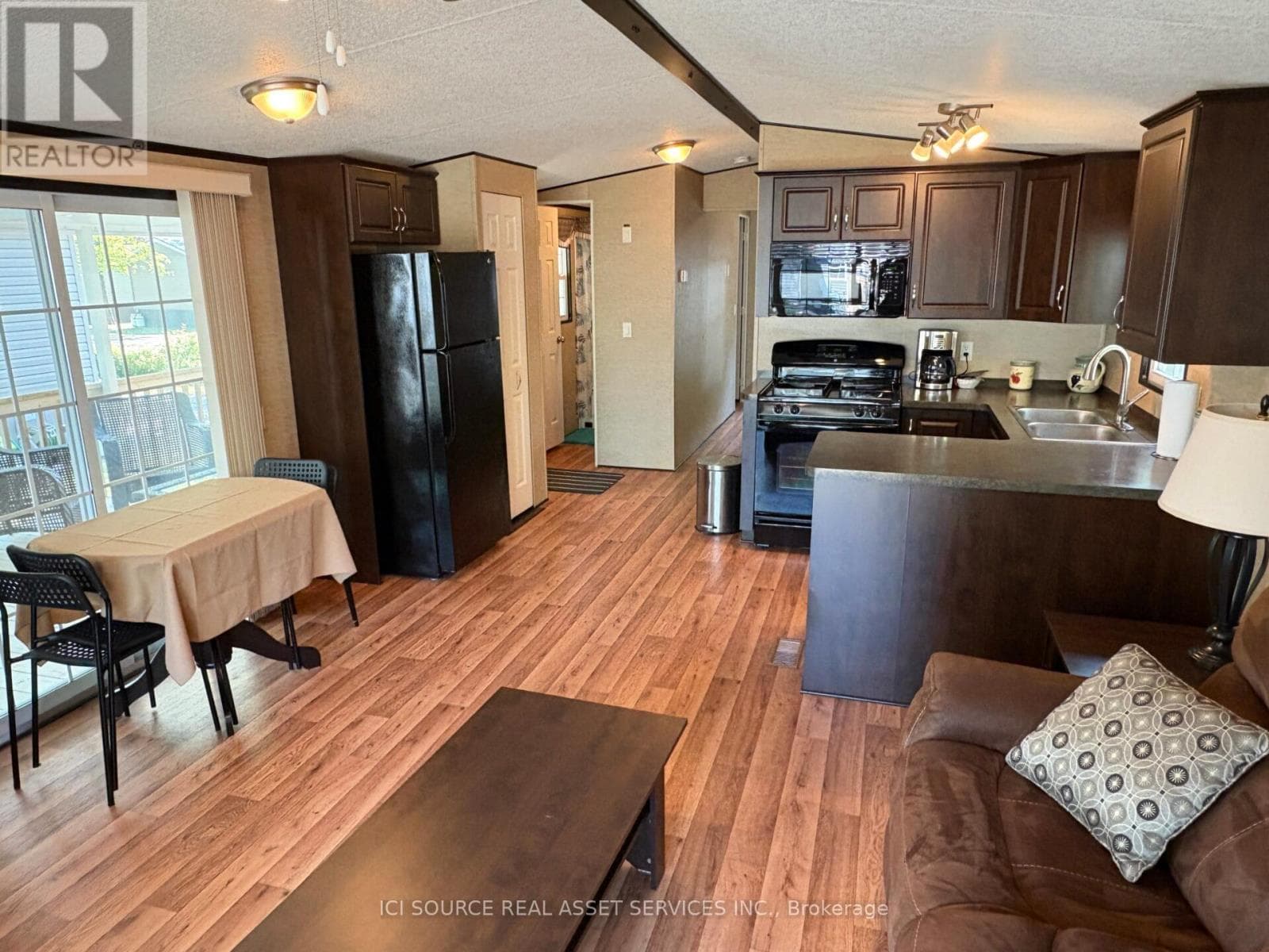 CBL039 - 486 COUNTY ROAD 18, Toronto — photo 3