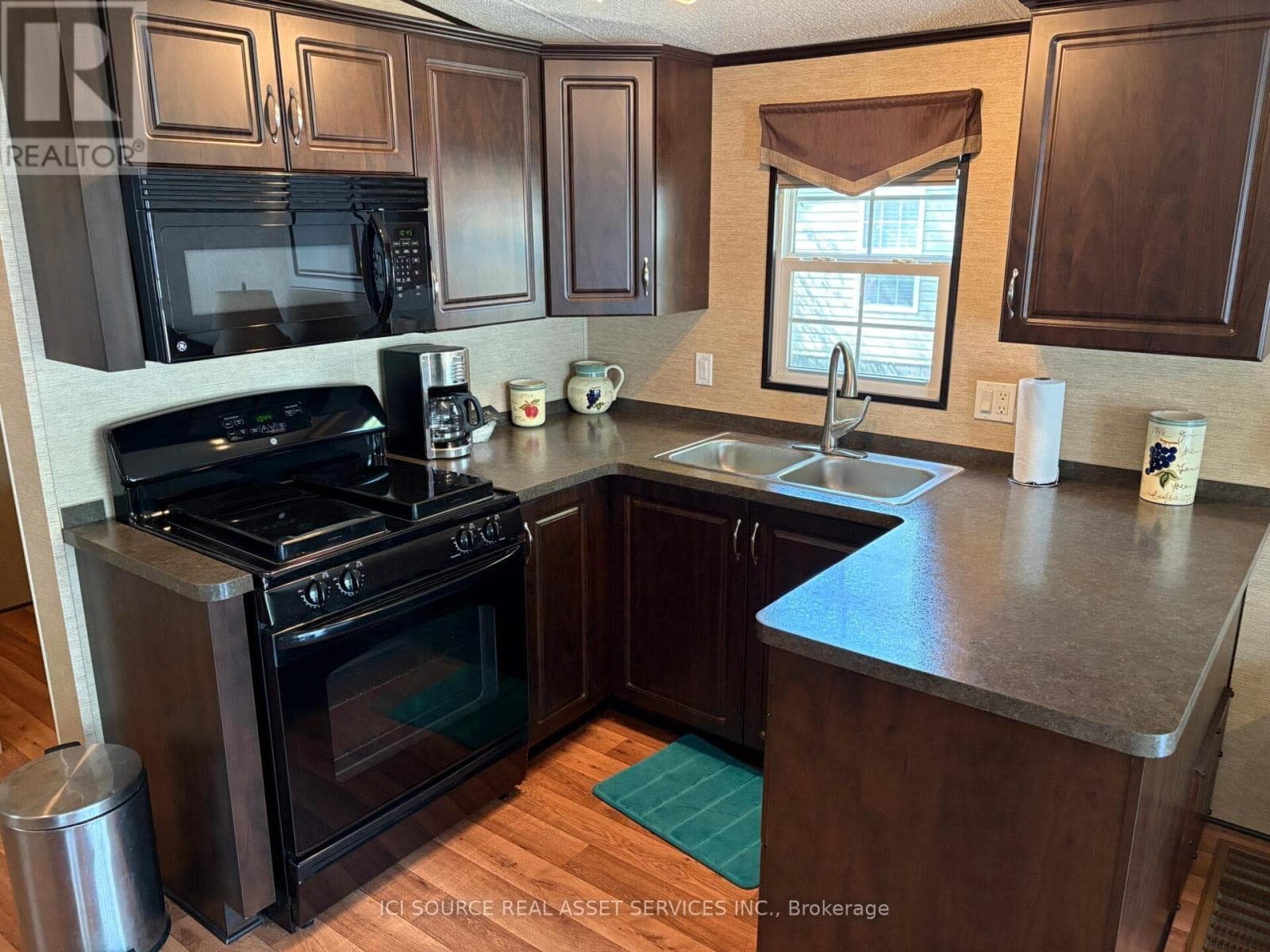 CBL039 - 486 COUNTY ROAD 18, Toronto — photo 4