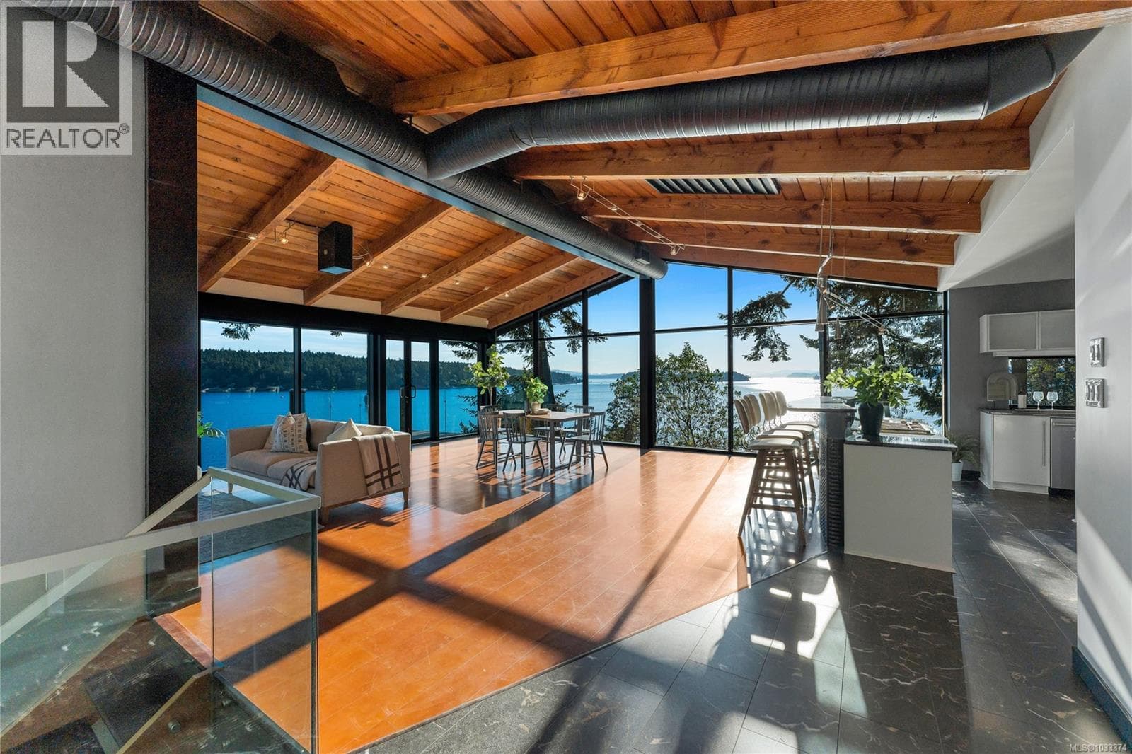 1676 Lands End Rd, Victoria — photo 5