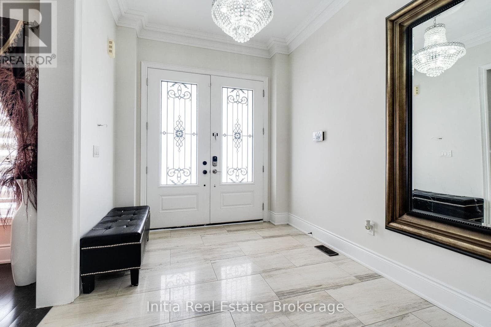 12 ERINTOWN CRESCENT, Toronto — photo 3