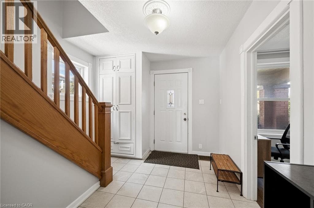367 VICTORIA STREET SOUTH, Cornerstone — photo 5