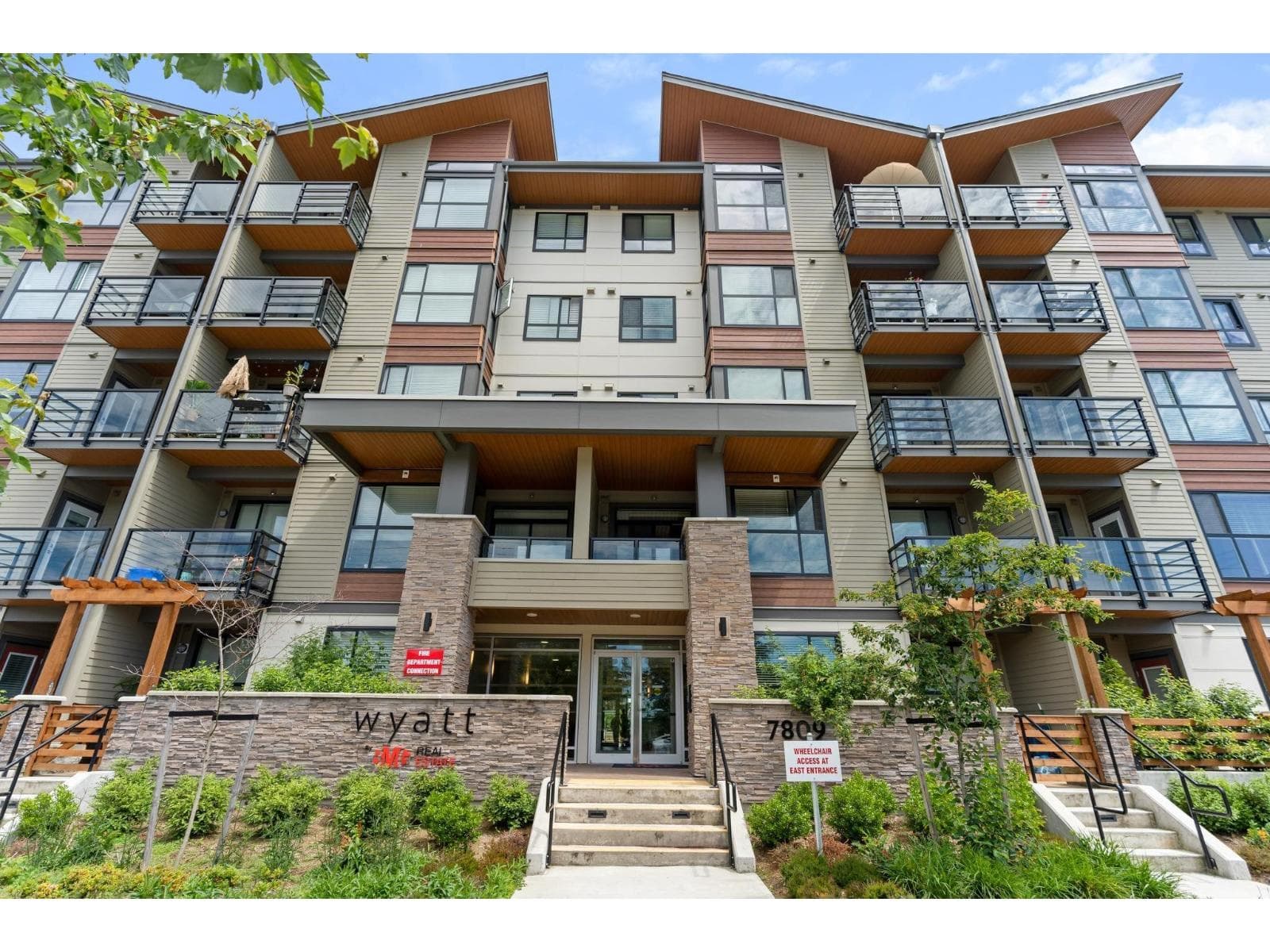 315 7809 209 STREET, Fraser Valley — photo 4
