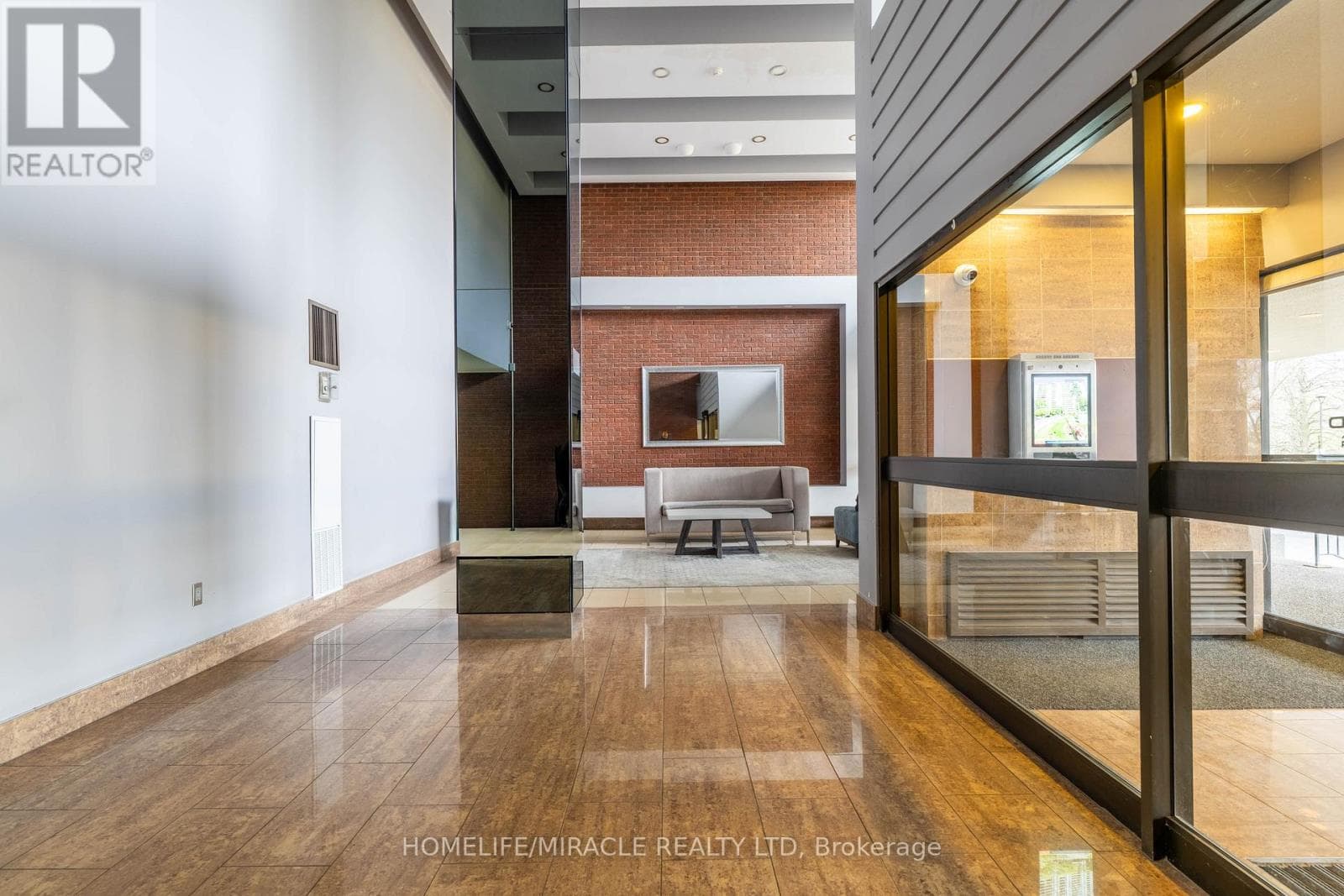905 - 177 LINUS ROAD, Toronto — photo 5