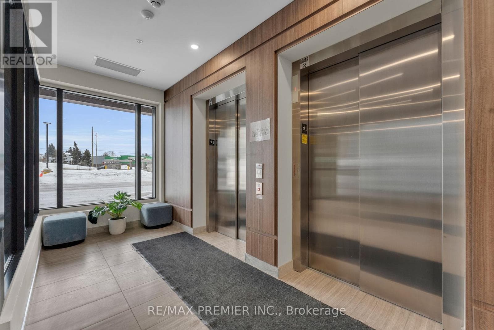 215 - 1000 LACKNER PLACE, Toronto — photo 5