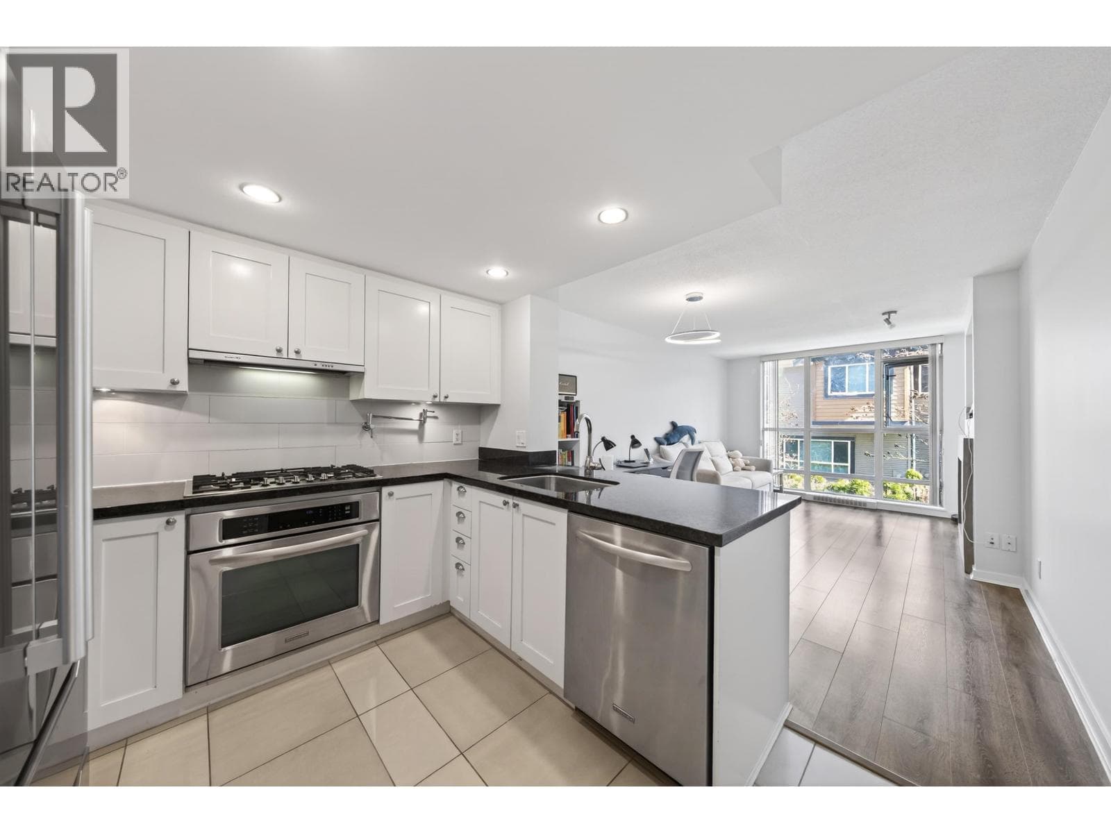 208 9373 HEMLOCK DRIVE, Greater Vancouver — photo 2