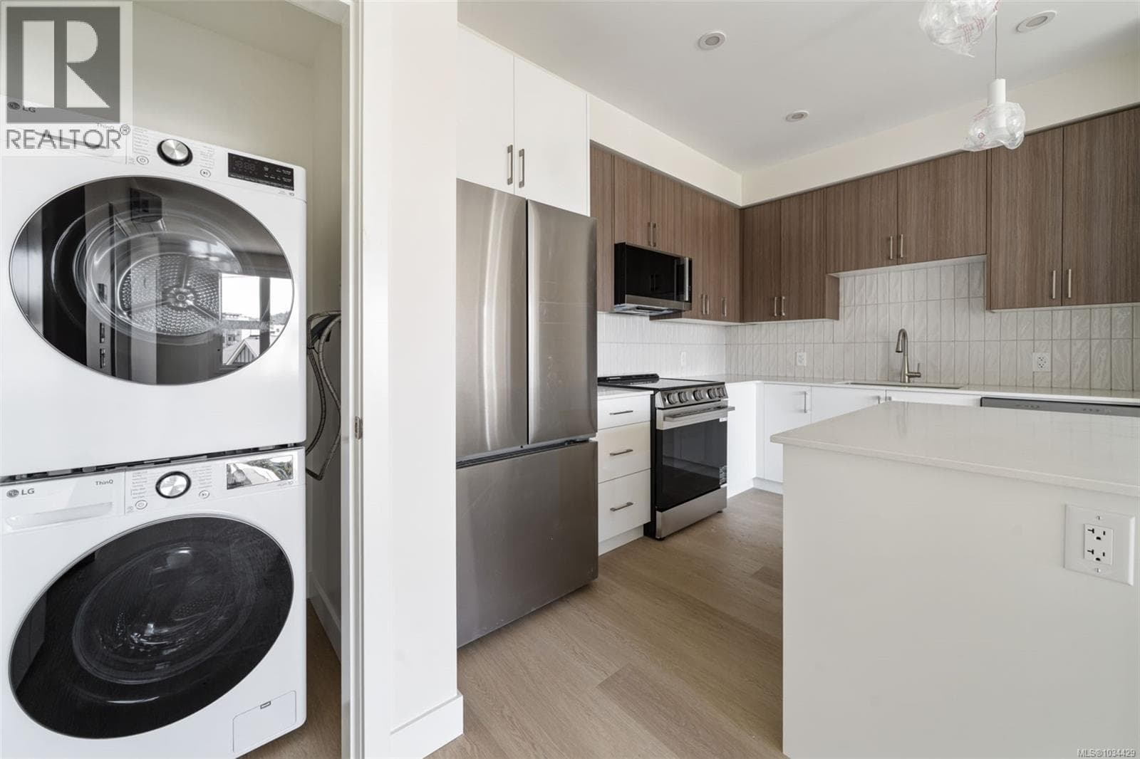 212 777 Station Ave in Glen Lake