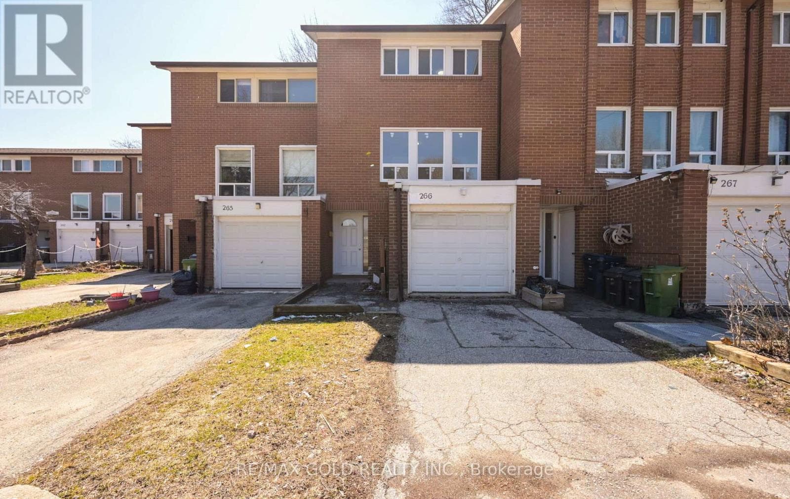 266 - 1601 ALBION ROAD in Mount Olive-Silverstone-Jamestown