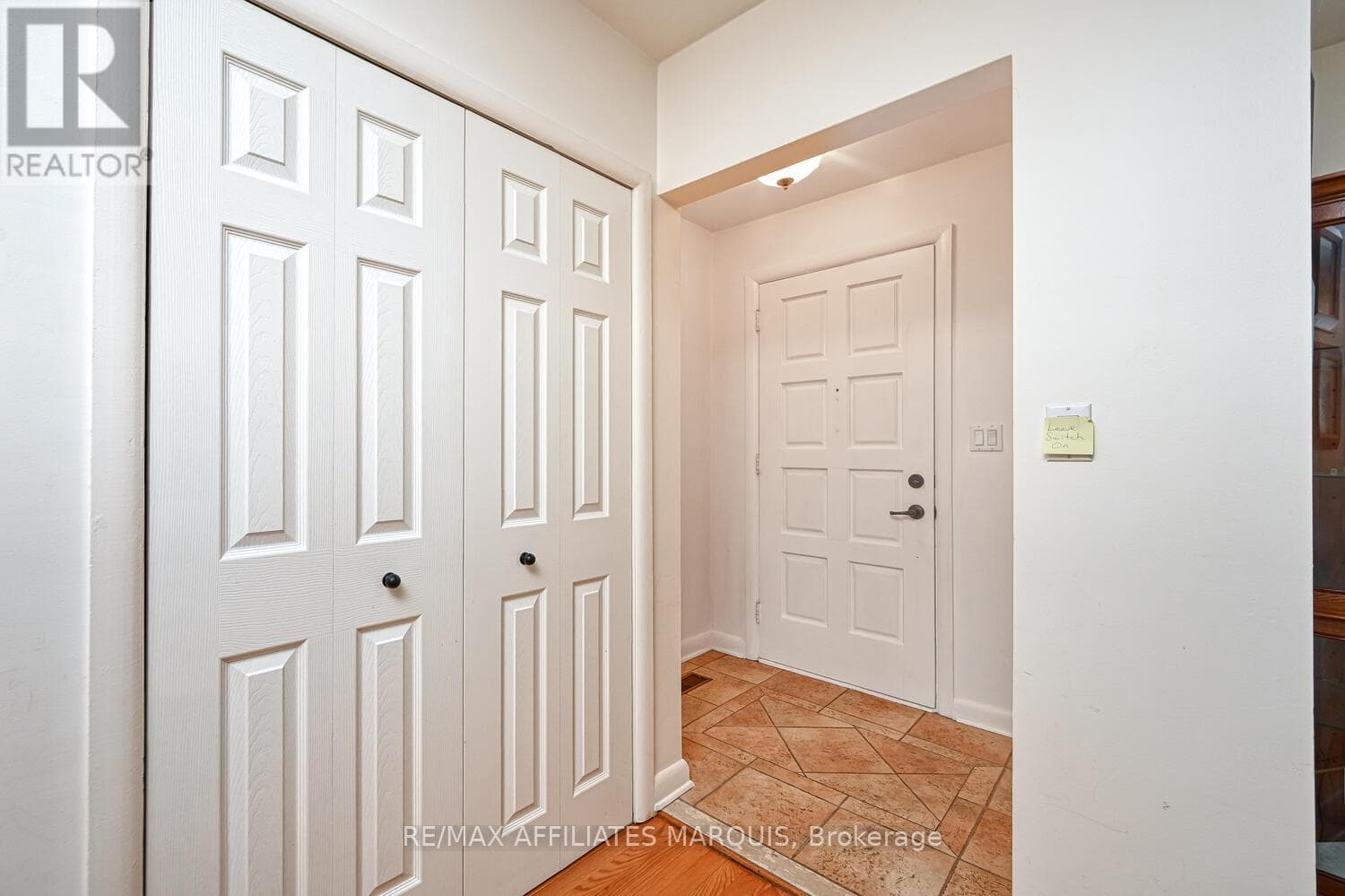 56 MARSHA DRIVE, Ottawa — photo 5