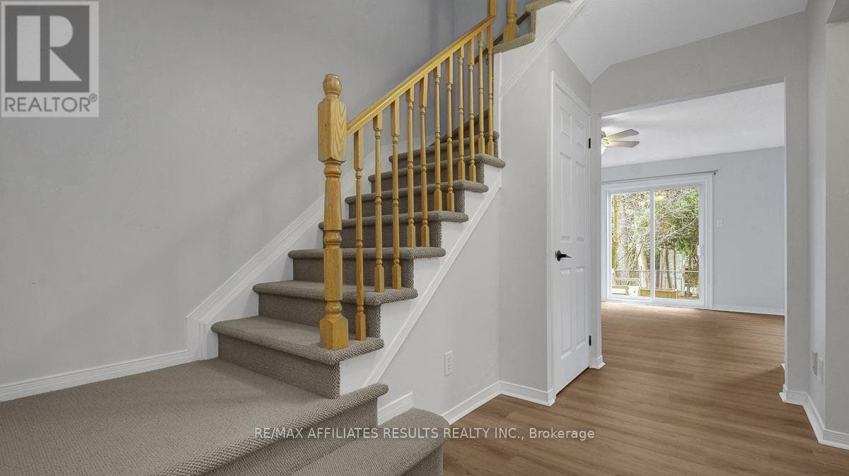 13 SPRINGCREEK CRESCENT, Ottawa — photo 5
