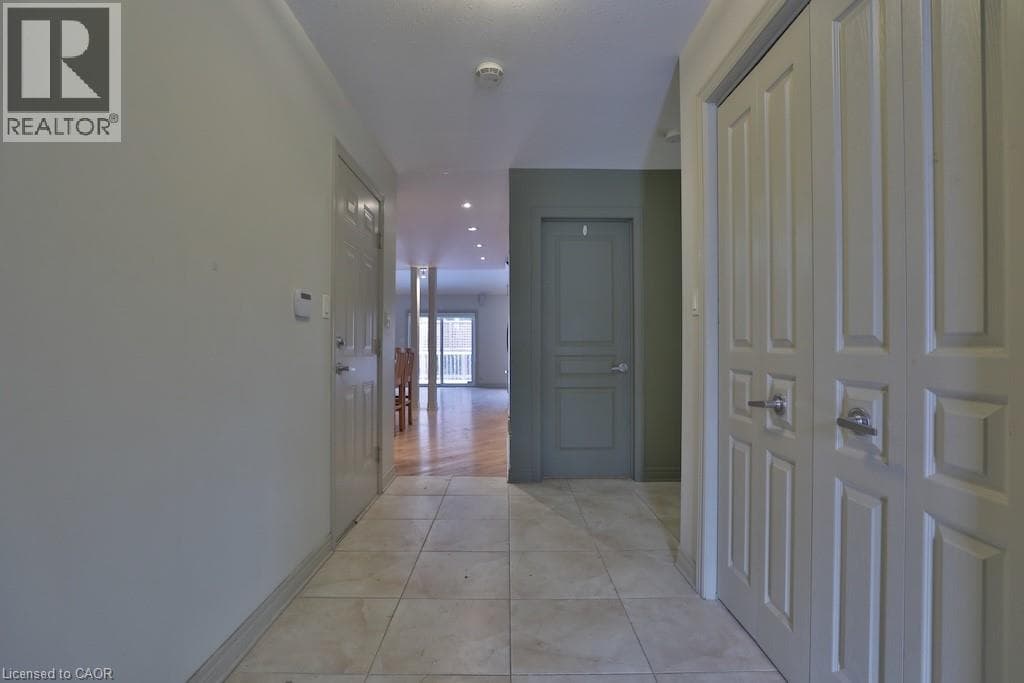 7 GIBSON Place Unit# 21, Cornerstone — photo 4
