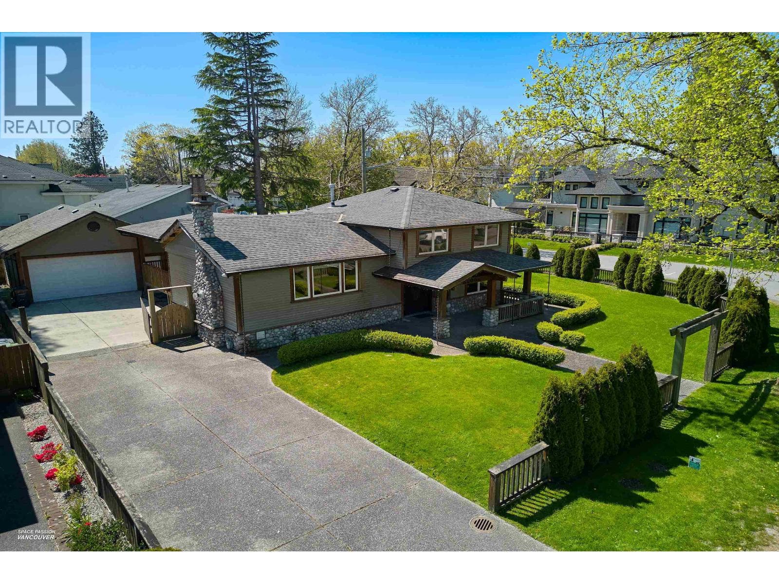 3600 RAYMOND AVENUE in Seafair