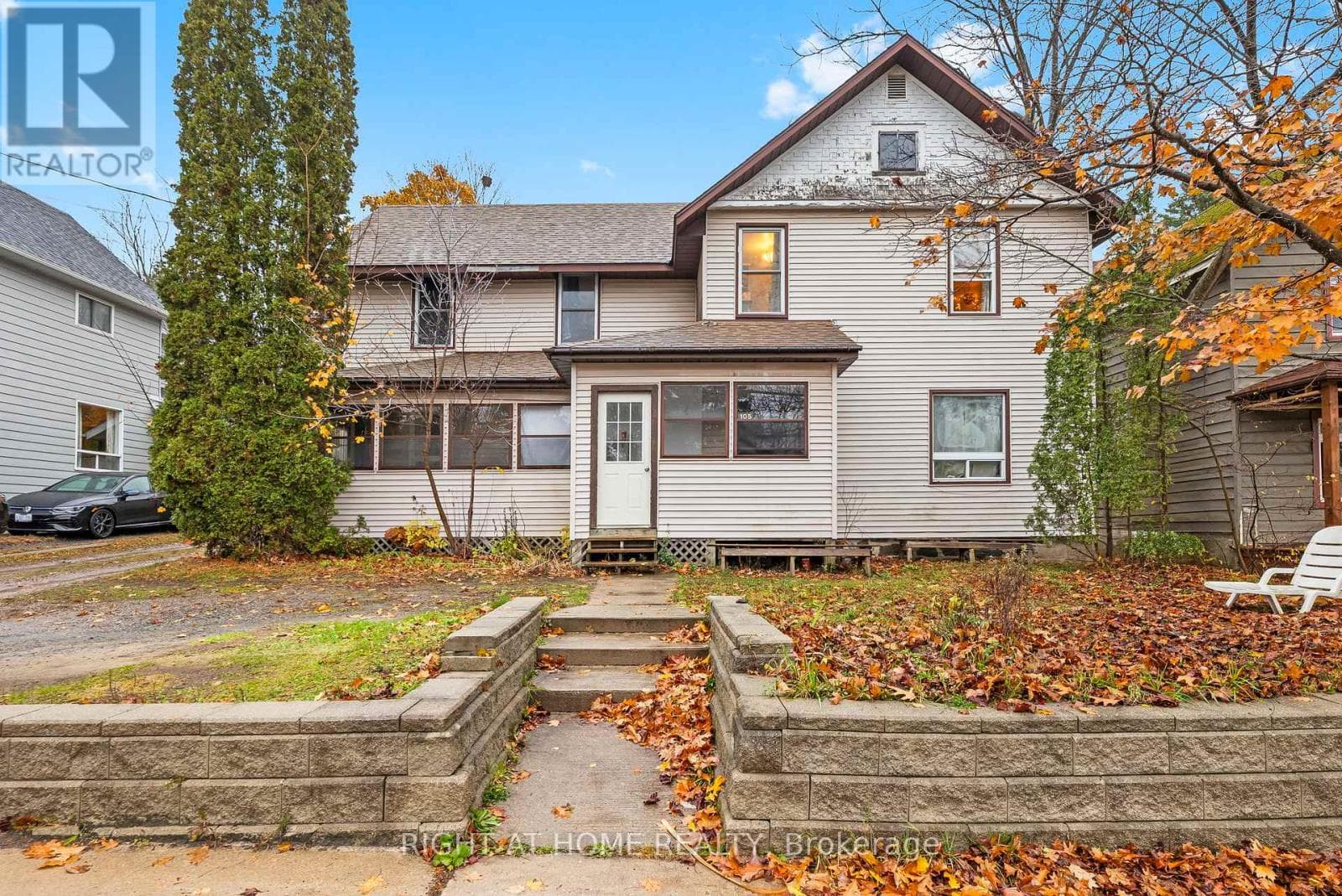 105 GIBSON STREET in 