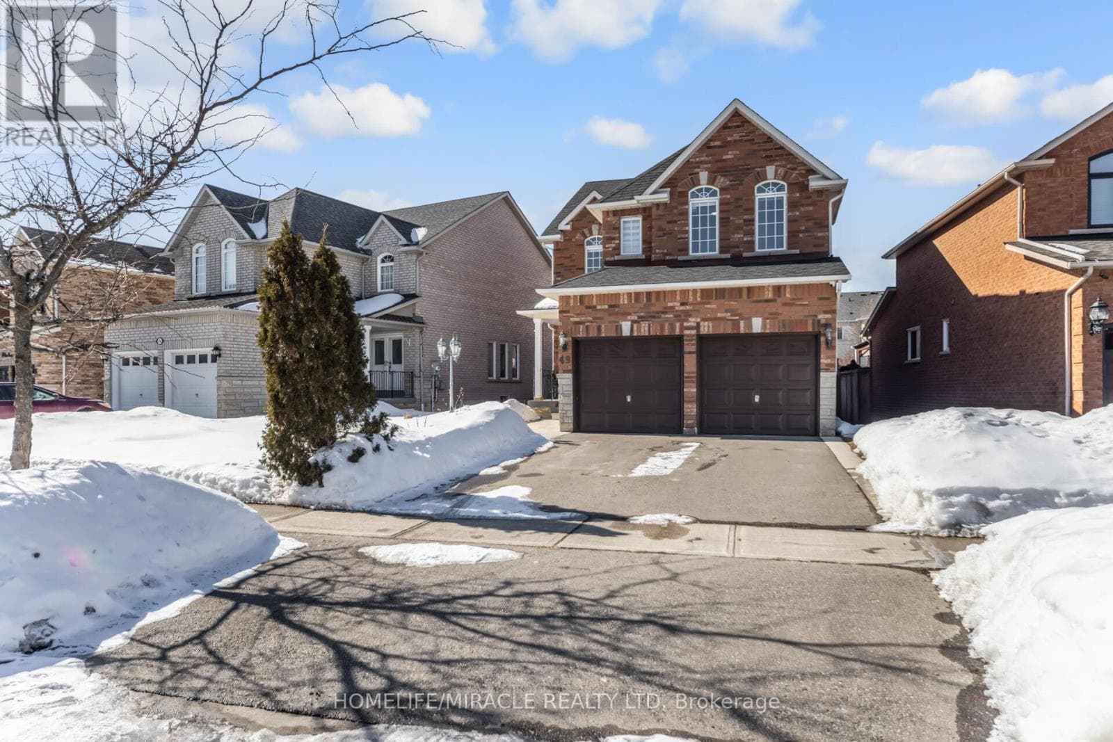 49 CROSS COUNTRY BOULEVARD, Toronto — photo 3
