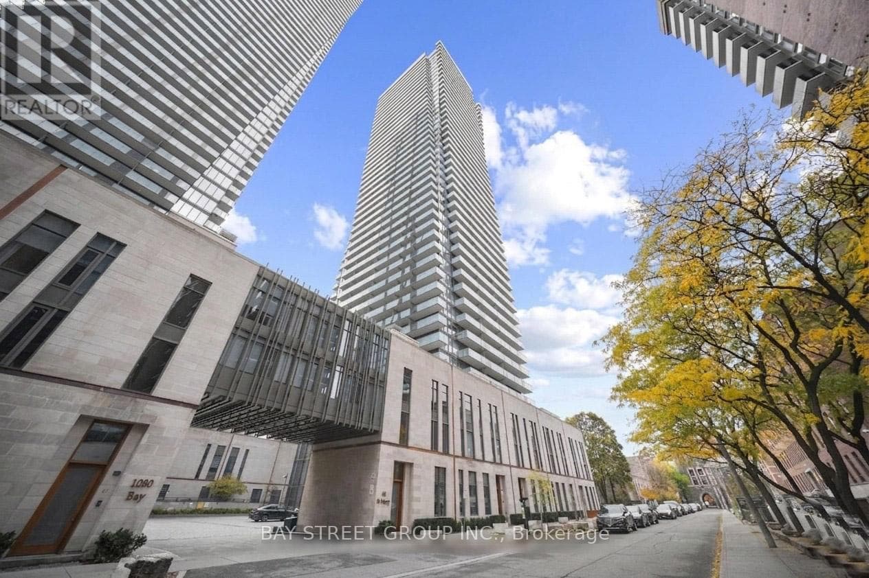 2910 - 65 ST MARY STREET in Bay-Cloverhill