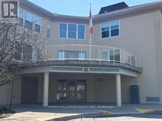 303 - 8 HURON STREET, Central Lakes — photo 2