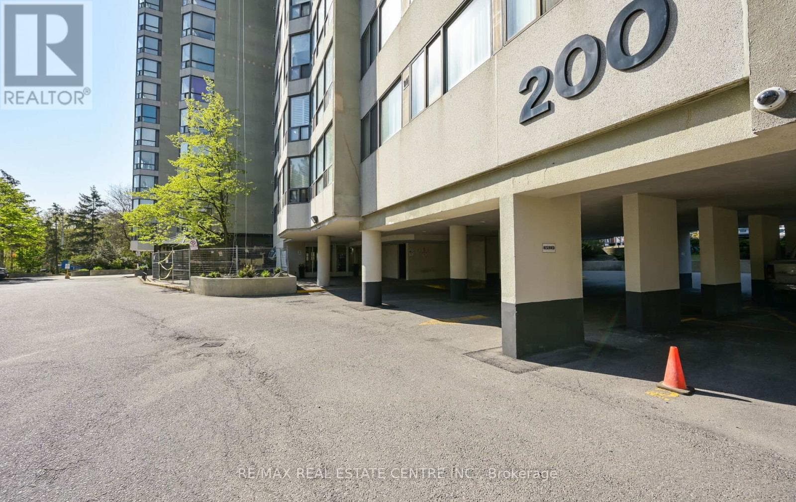 2006 - 200 ROBERT SPECK PARKWAY, Toronto — photo 4