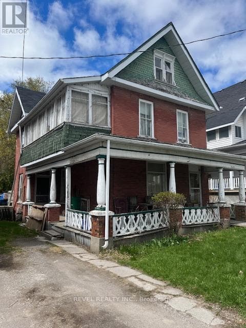 535 PARK STREET NORTH in North Central