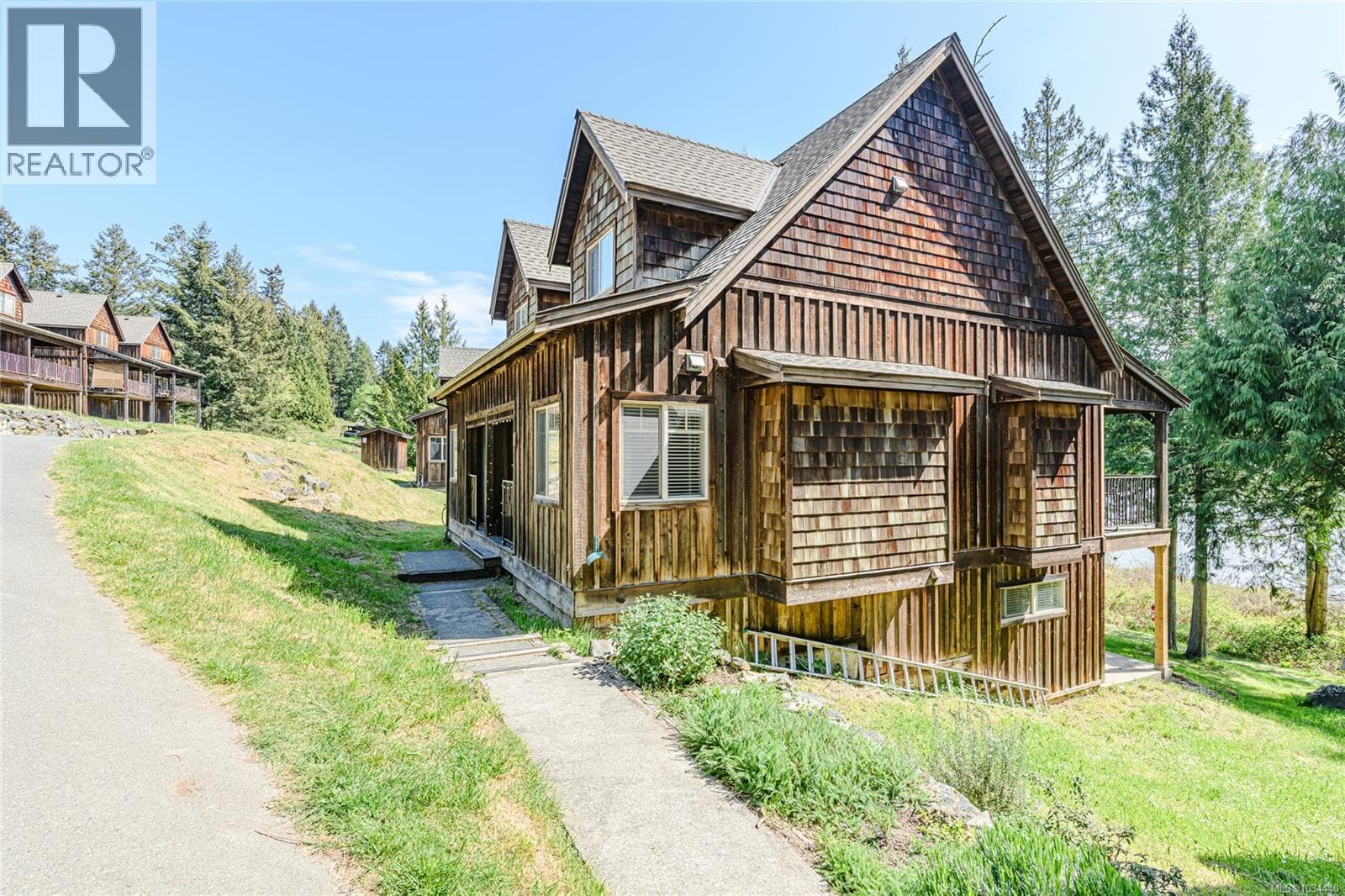36 315 Robinson Rd, Victoria — photo 2