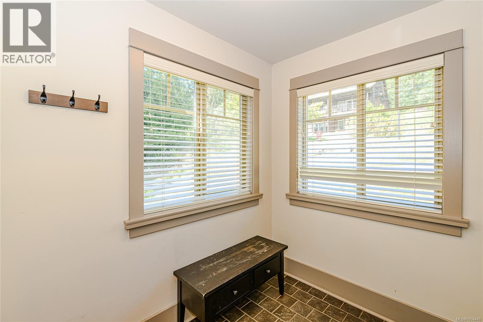 36 315 Robinson Rd, Victoria — photo 4