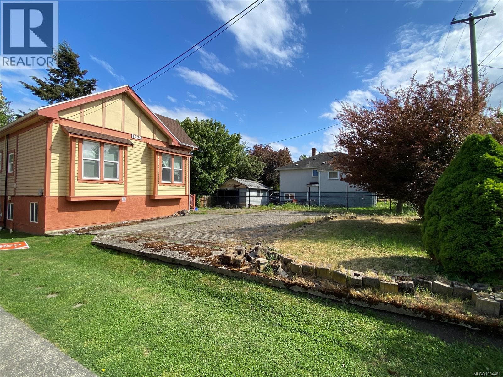 1729 FOUL BAIE ROAD, Victoria — photo 2