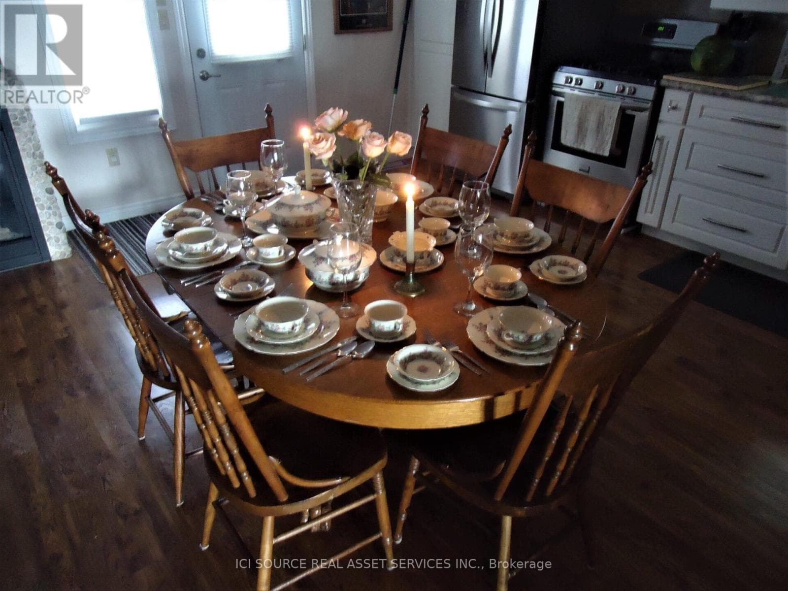 4 PINEWOOD DRIVE, Toronto — photo 4