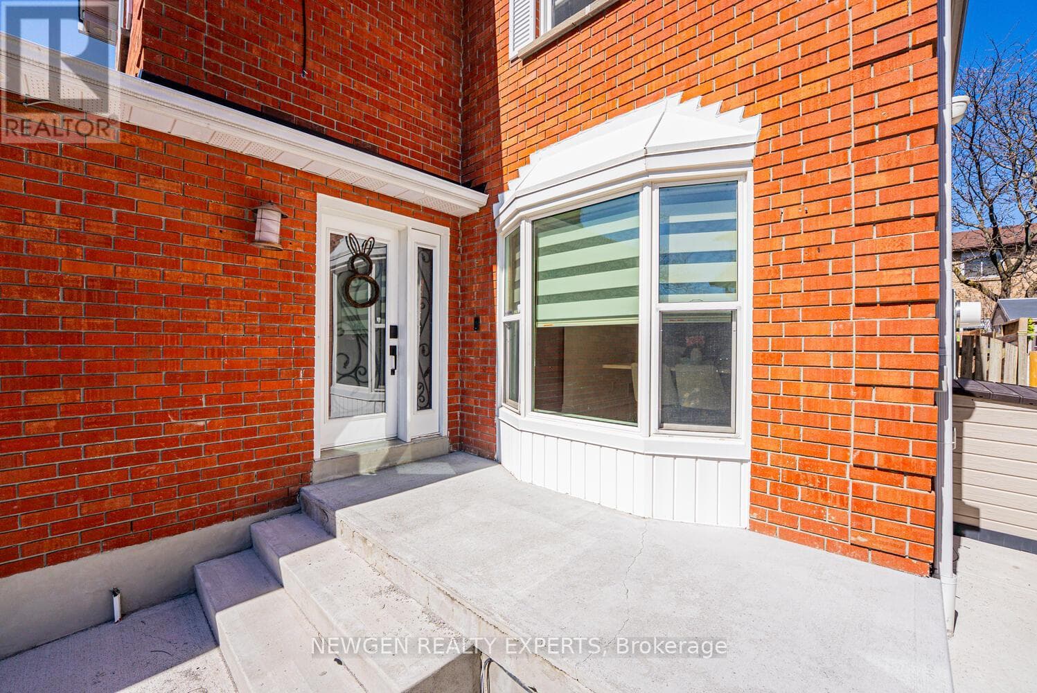 19 STILLWATER CRESCENT, Toronto — photo 4