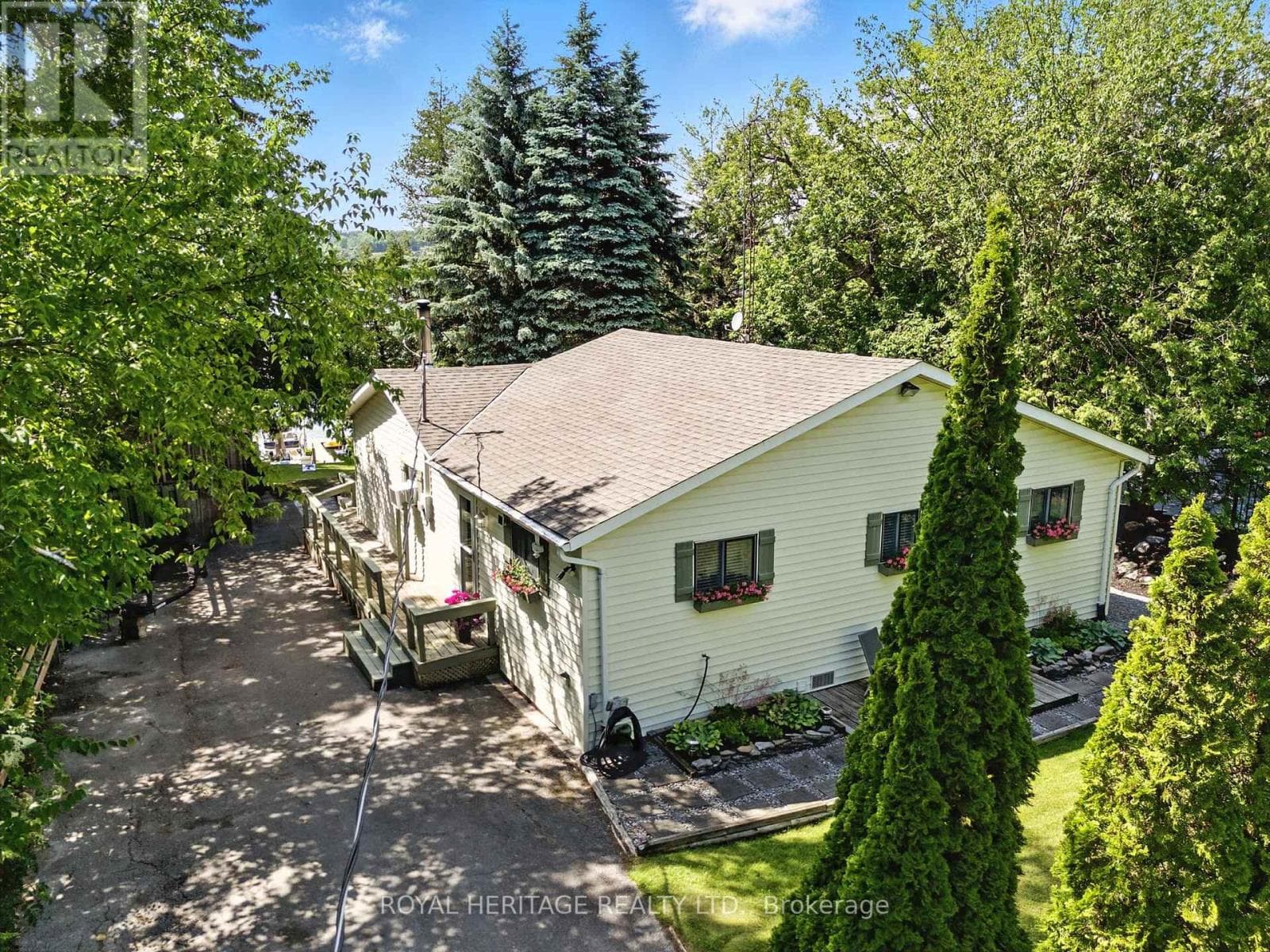 42 REDDICK ROAD, Toronto — photo 2