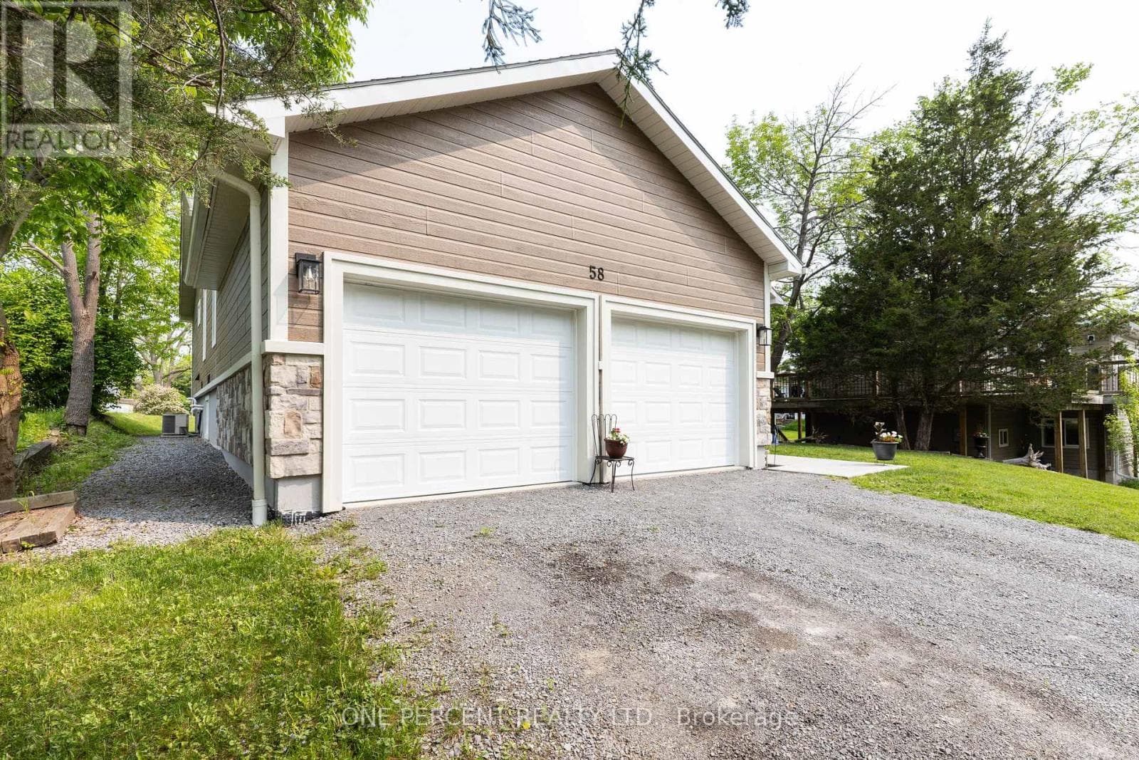 58 MCKENZIE STREET, Toronto — photo 3