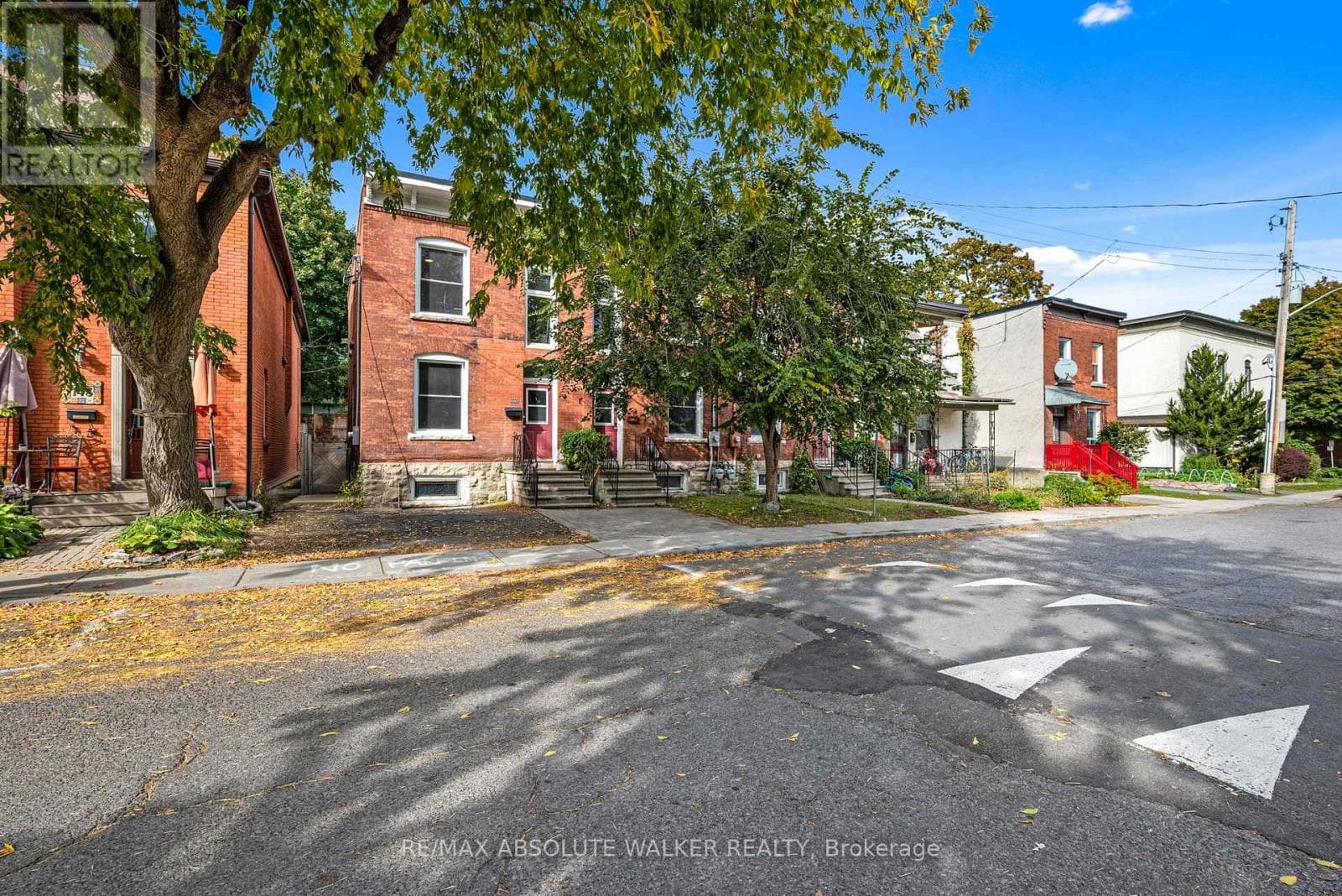 141 PRIMROSE AVENUE, Ottawa — photo 2