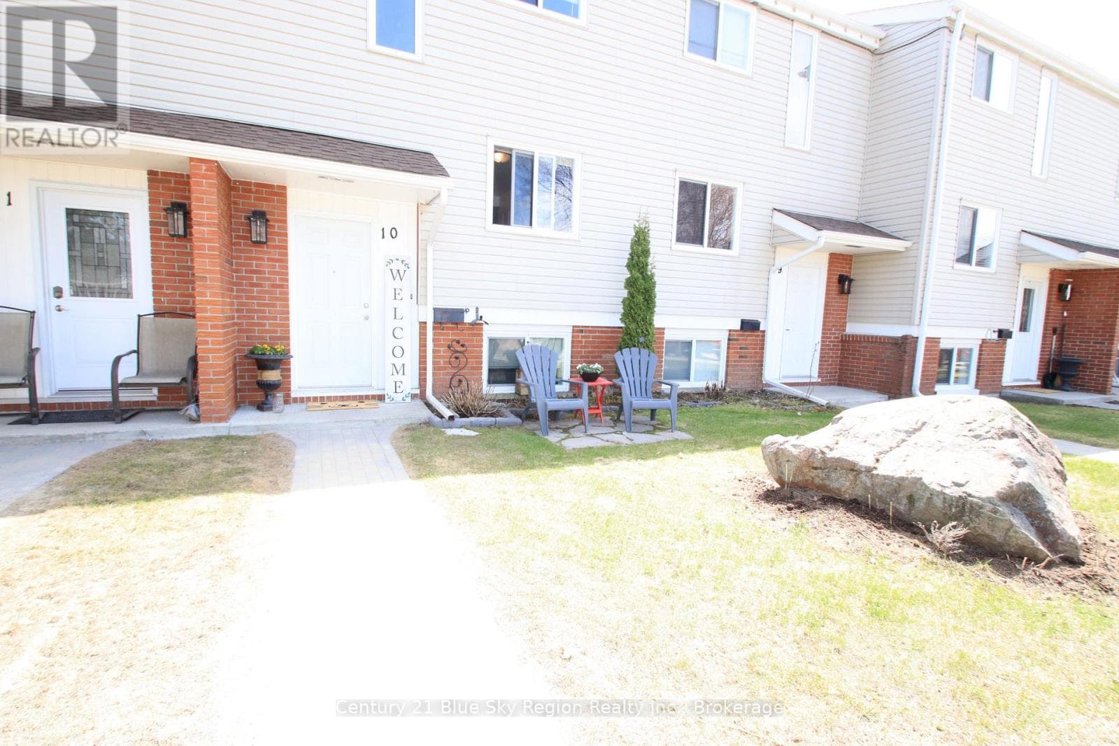 10 - 604 BANNER AVENUE in 