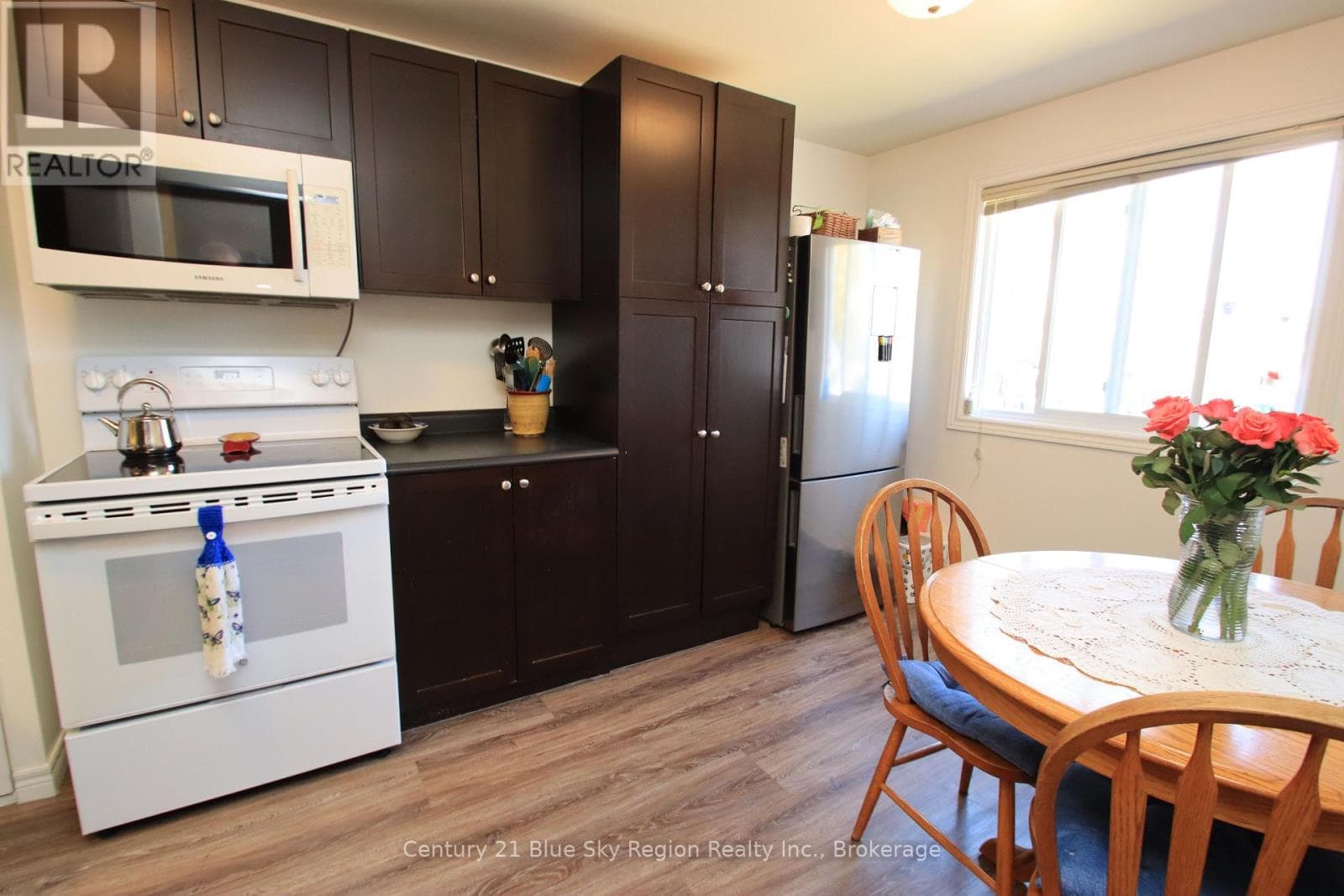 10 - 604 BANNER AVENUE, North Bay — photo 3