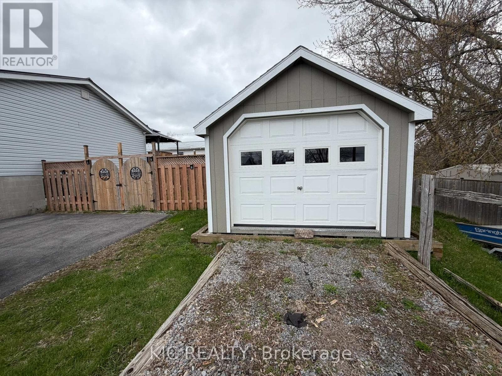 3 CREEKSIDE DRIVE, Central Lakes — photo 3