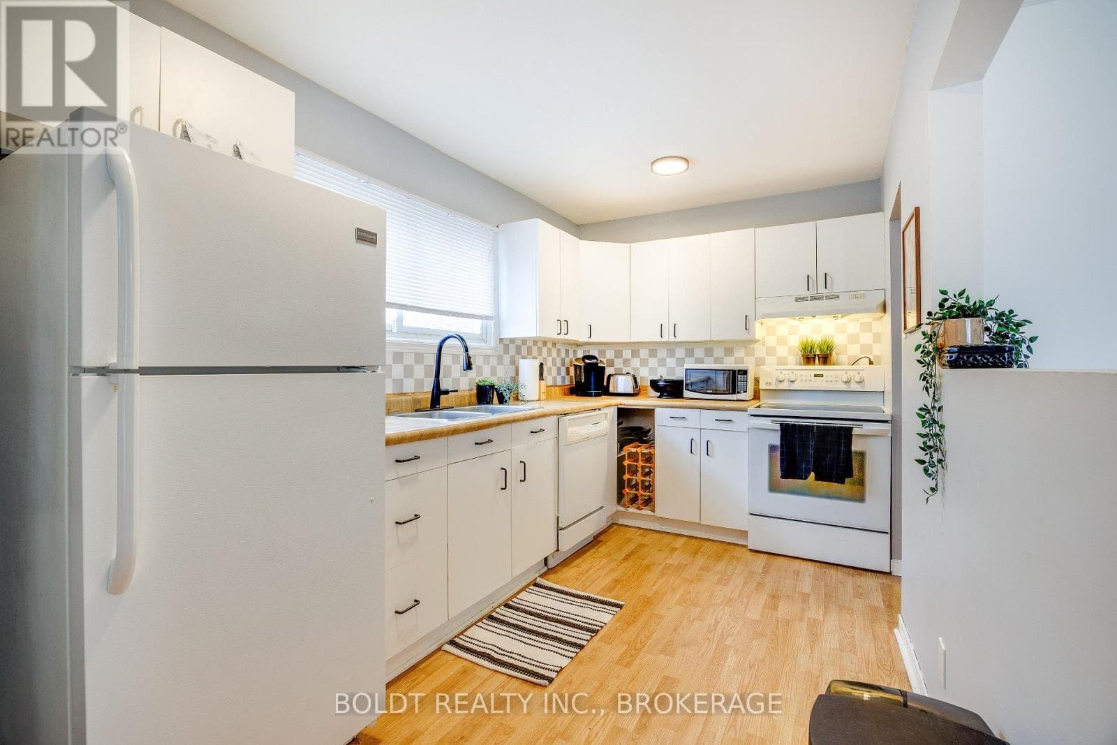 4365 SECOND AVENUE, Niagara — photo 3