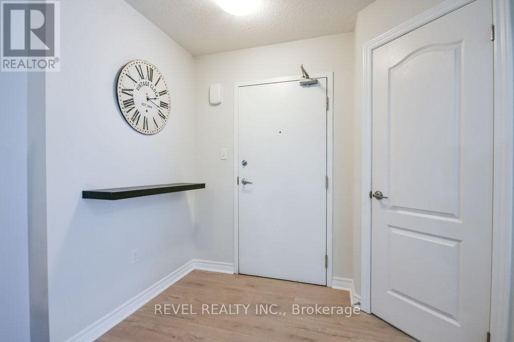 5 - 51 FERNDALE DRIVE S, Toronto — photo 4