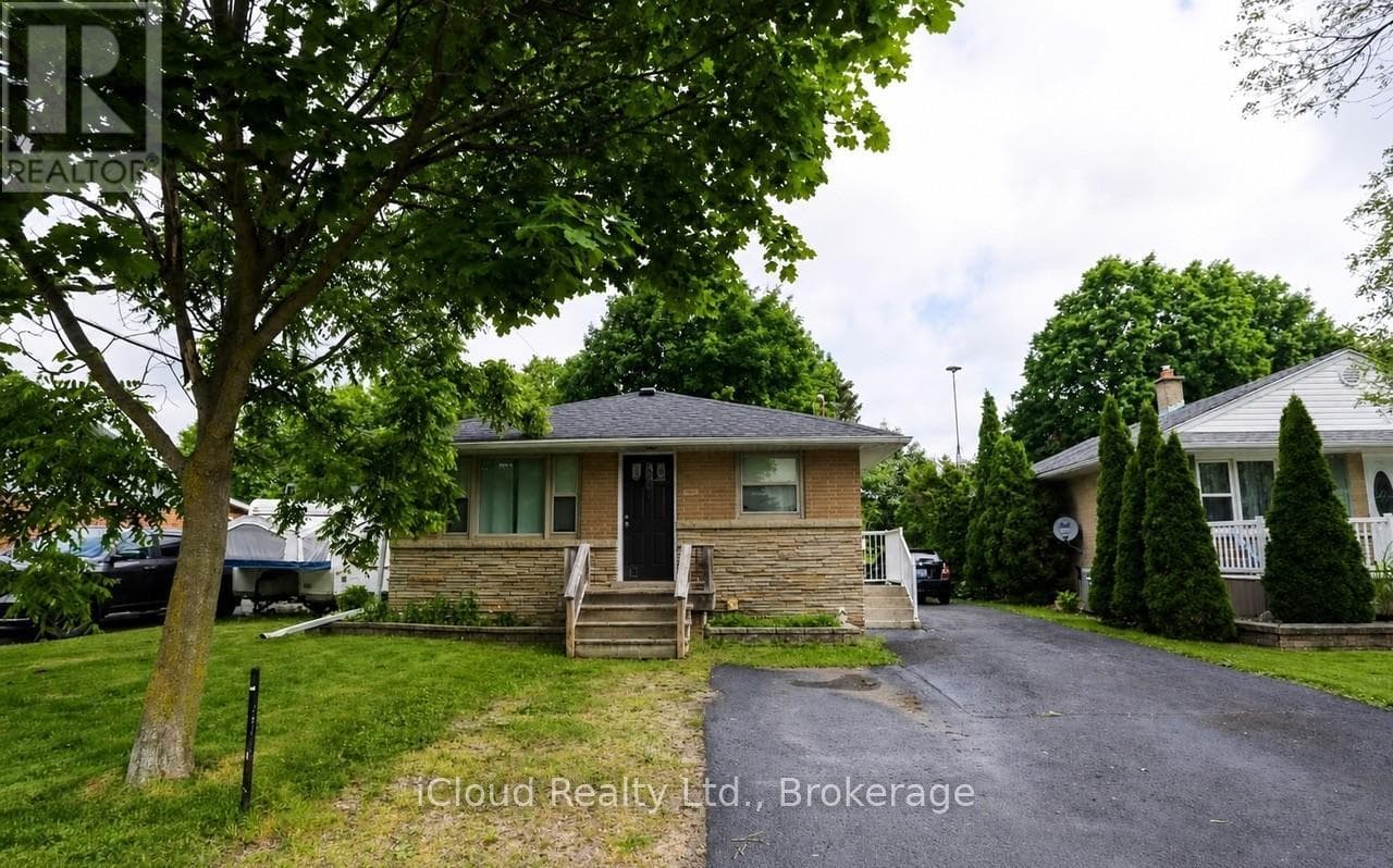 85 ELIZABETH STREET, Toronto — photo 2