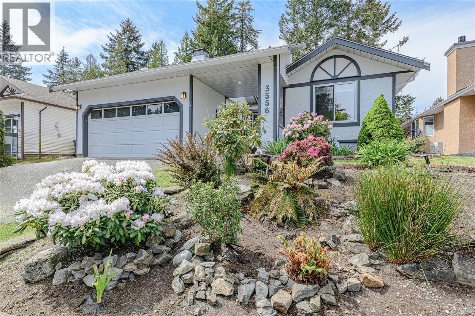 3556 Arbutus Dr S, Vancouver Island — photo 2