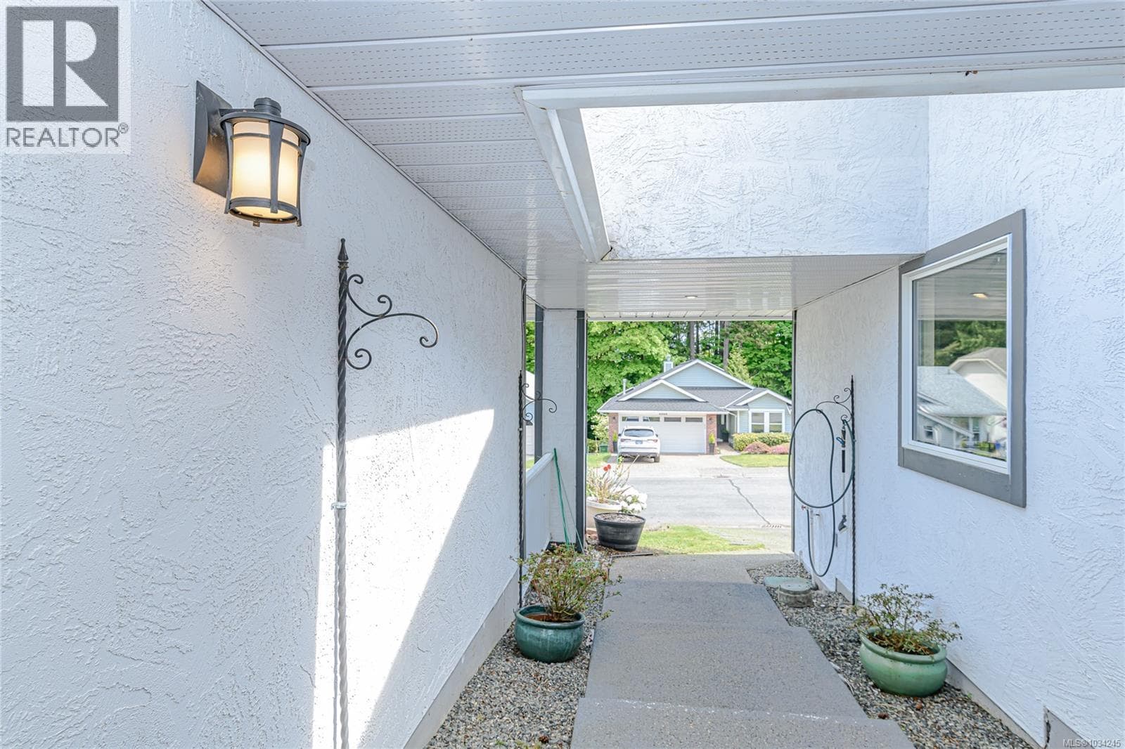 3556 Arbutus Dr S, Vancouver Island — photo 5