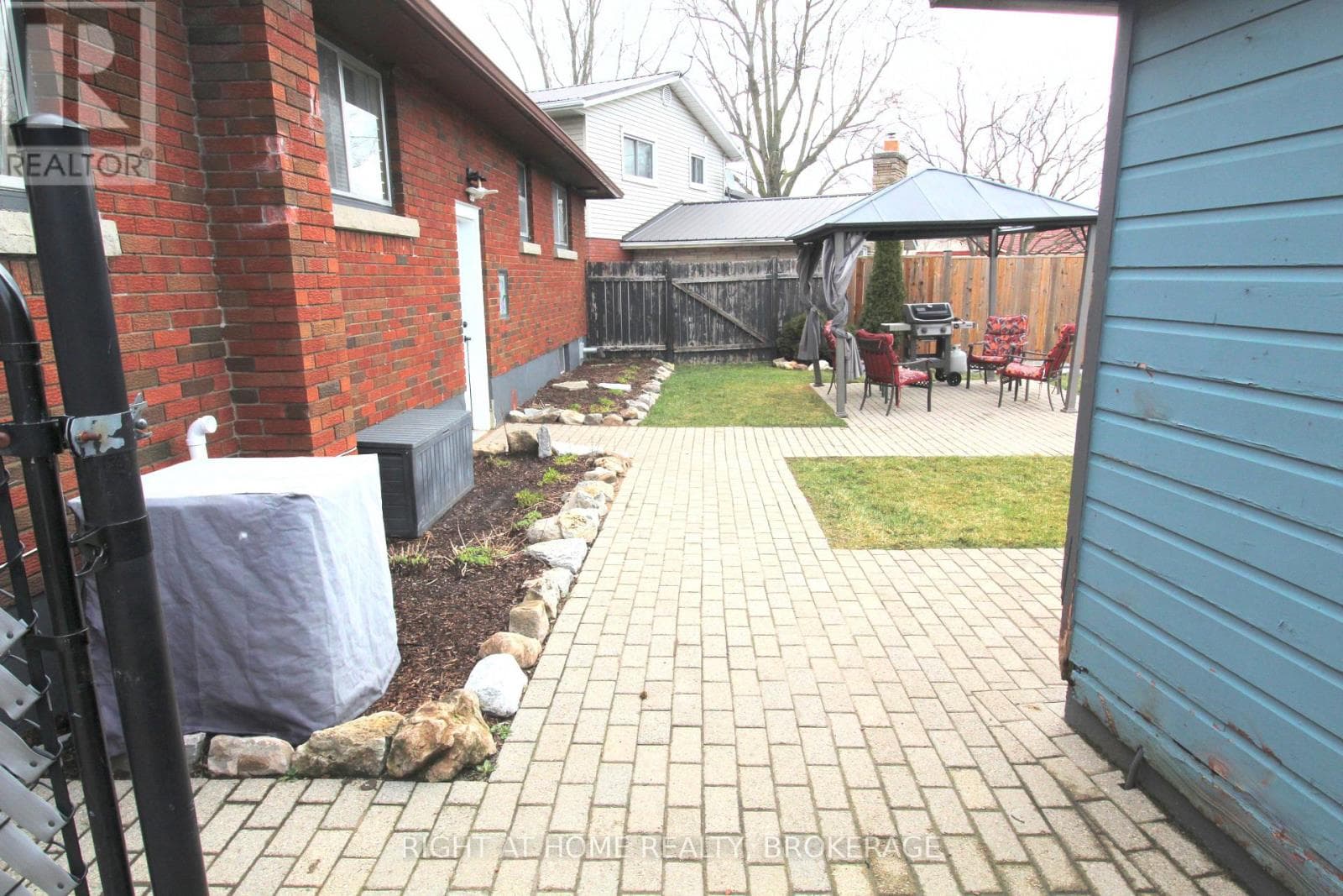 105 GLENWOOD PARKWAY, Niagara — photo 5