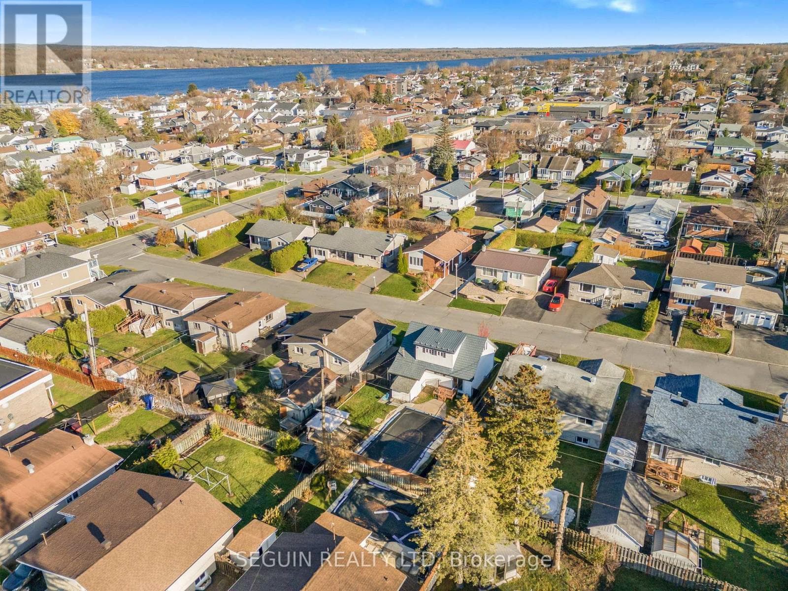 460 THERIAULT STREET, Cornwall — photo 3