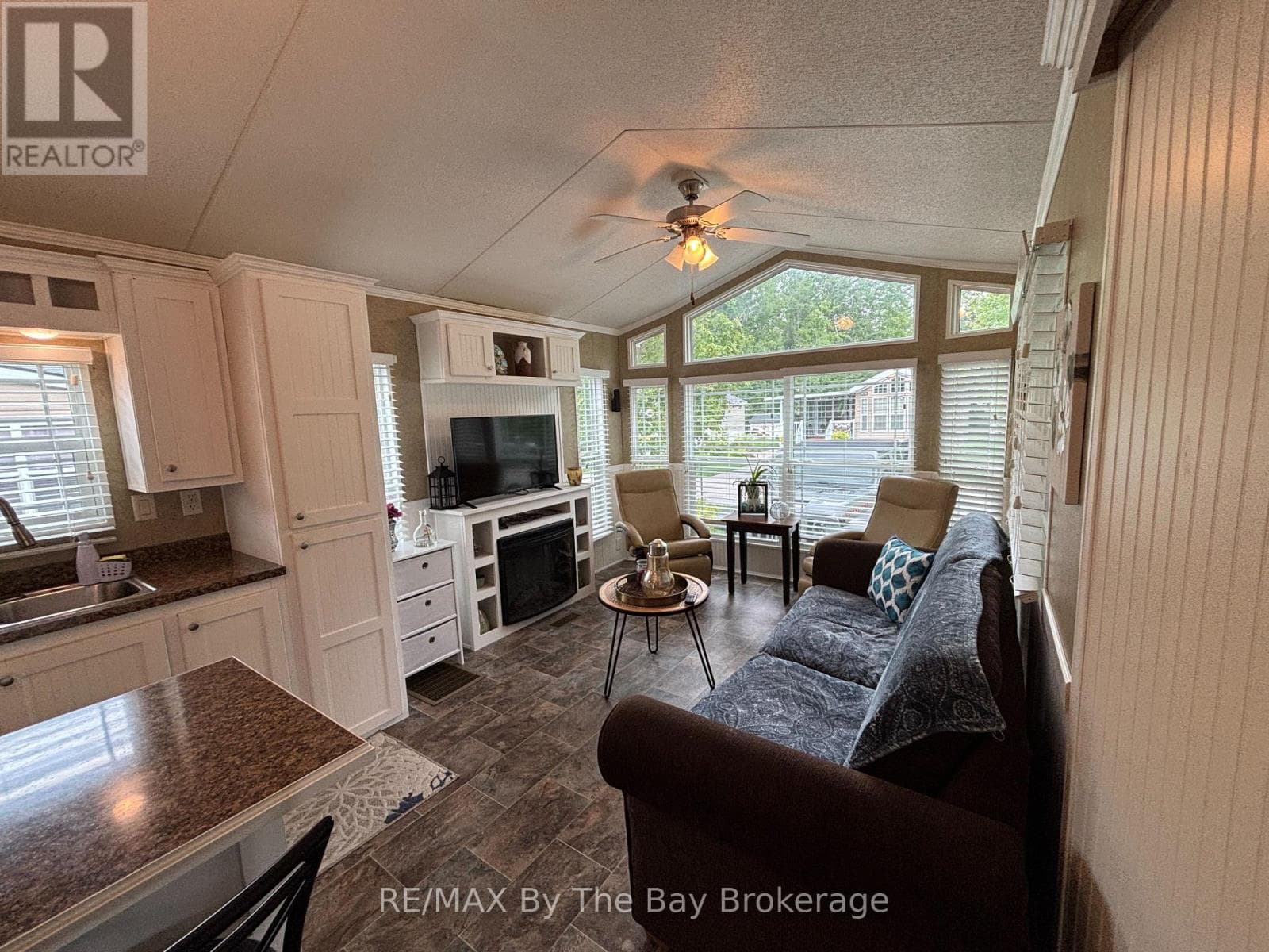 108 MADAWASKA TRAIL, OnePoint — photo 4