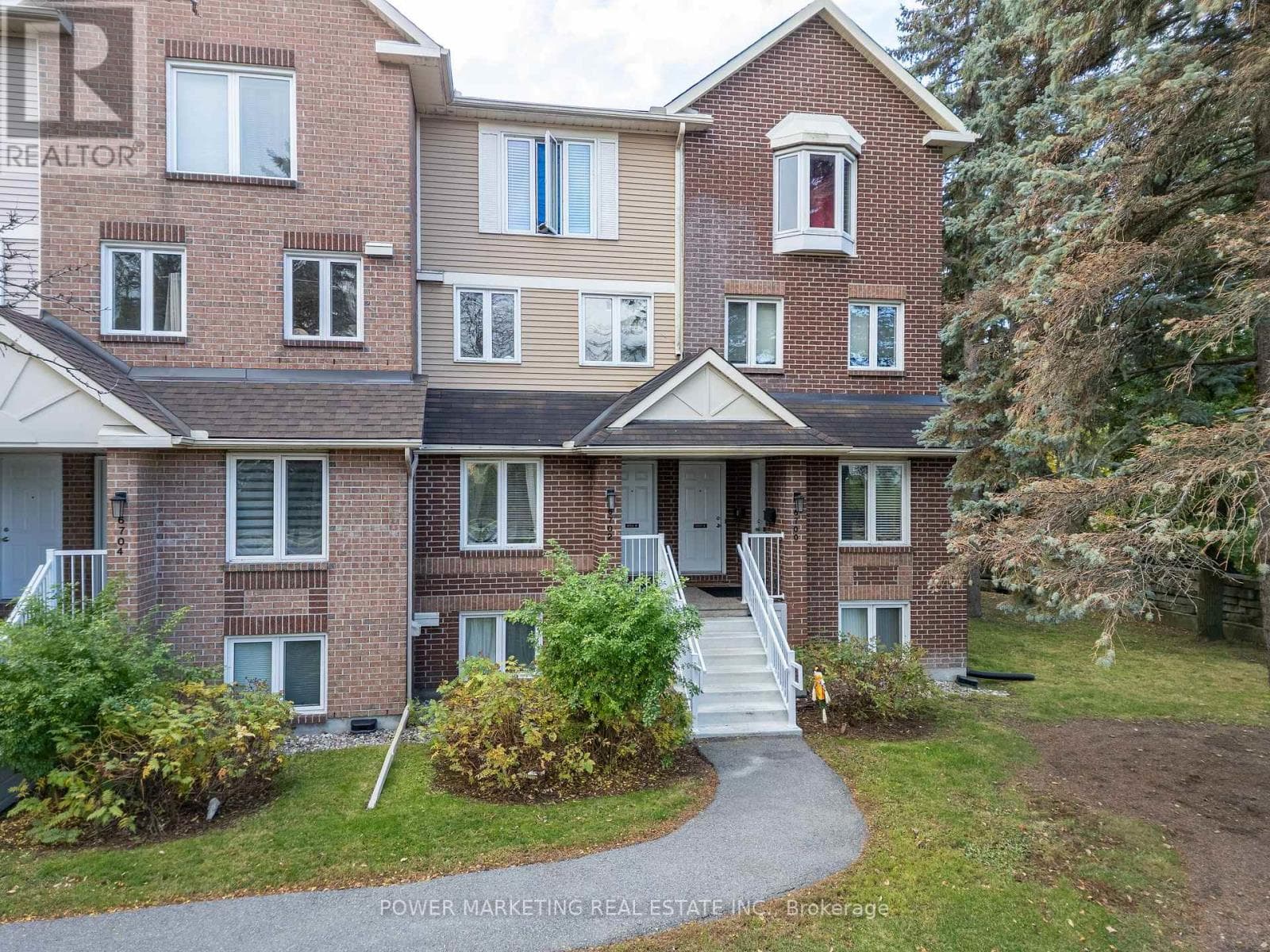 B - 6702 JEANNE D'ARC BOULEVARD N in CONVENT GLEN - ORLEANS WOODS