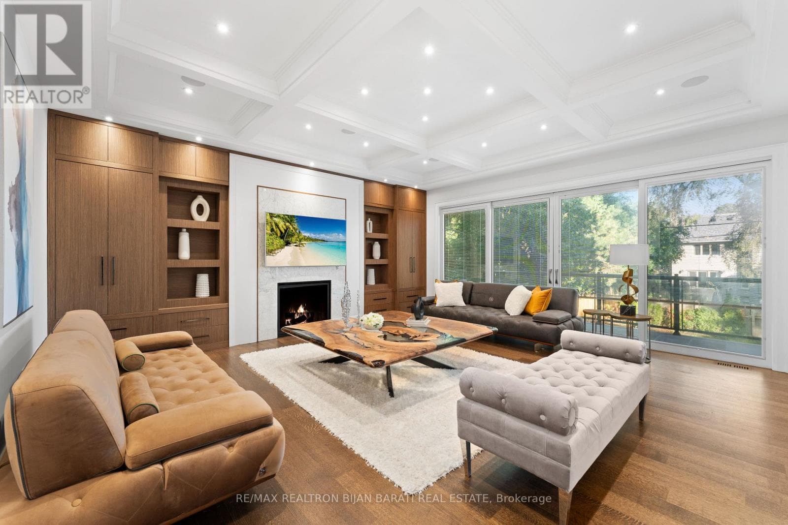 238 ST LEONARDS AVENUE, Toronto — photo 2